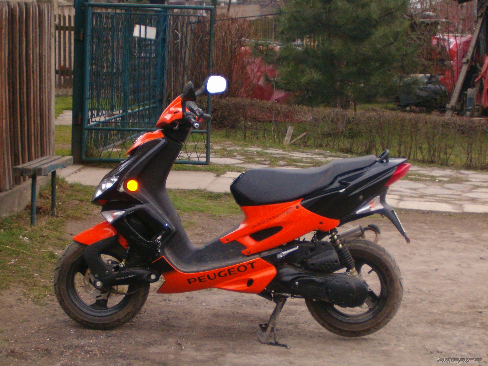 Photo 1471773