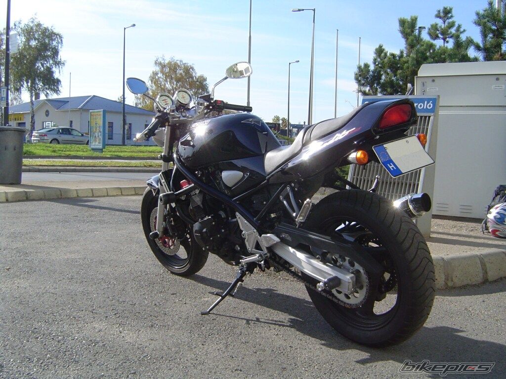 Photo 1471810