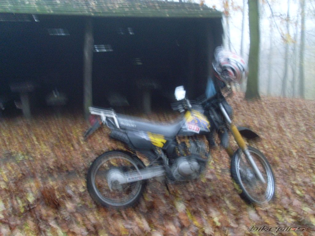 Photo 1471882