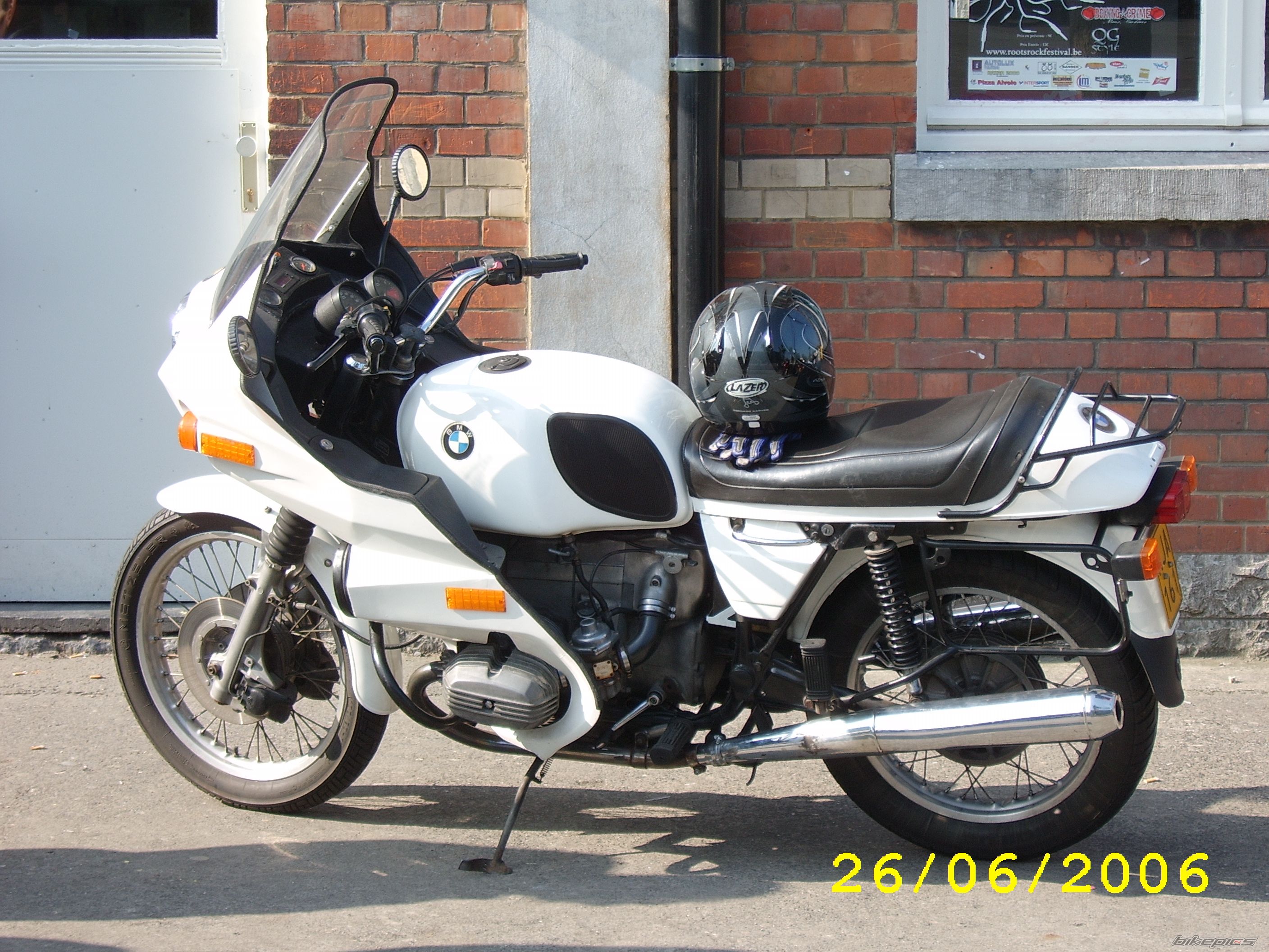 Photo 1471884