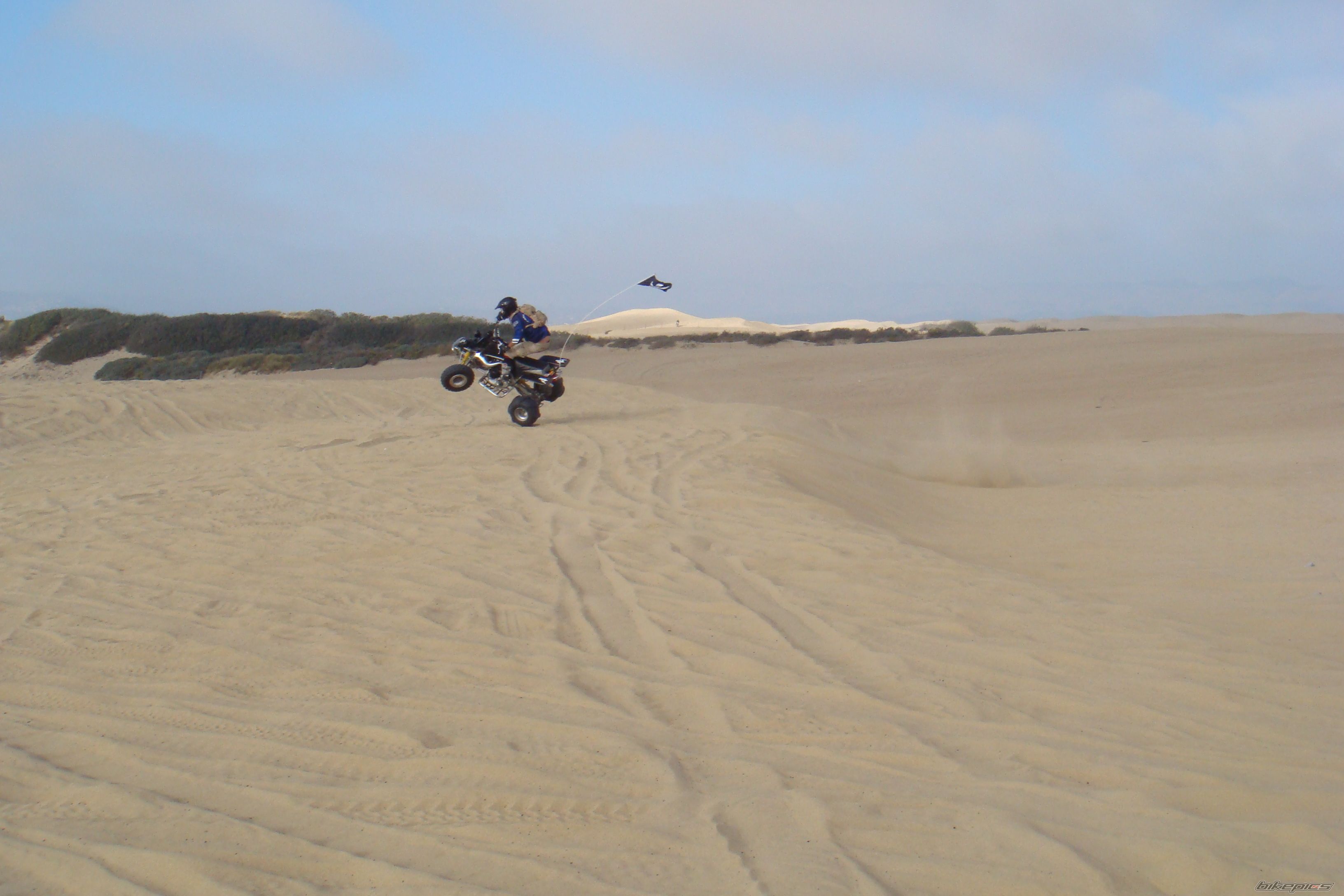 Photo 1472116