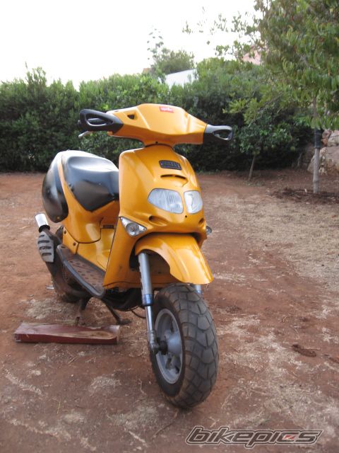 Photo 1472216