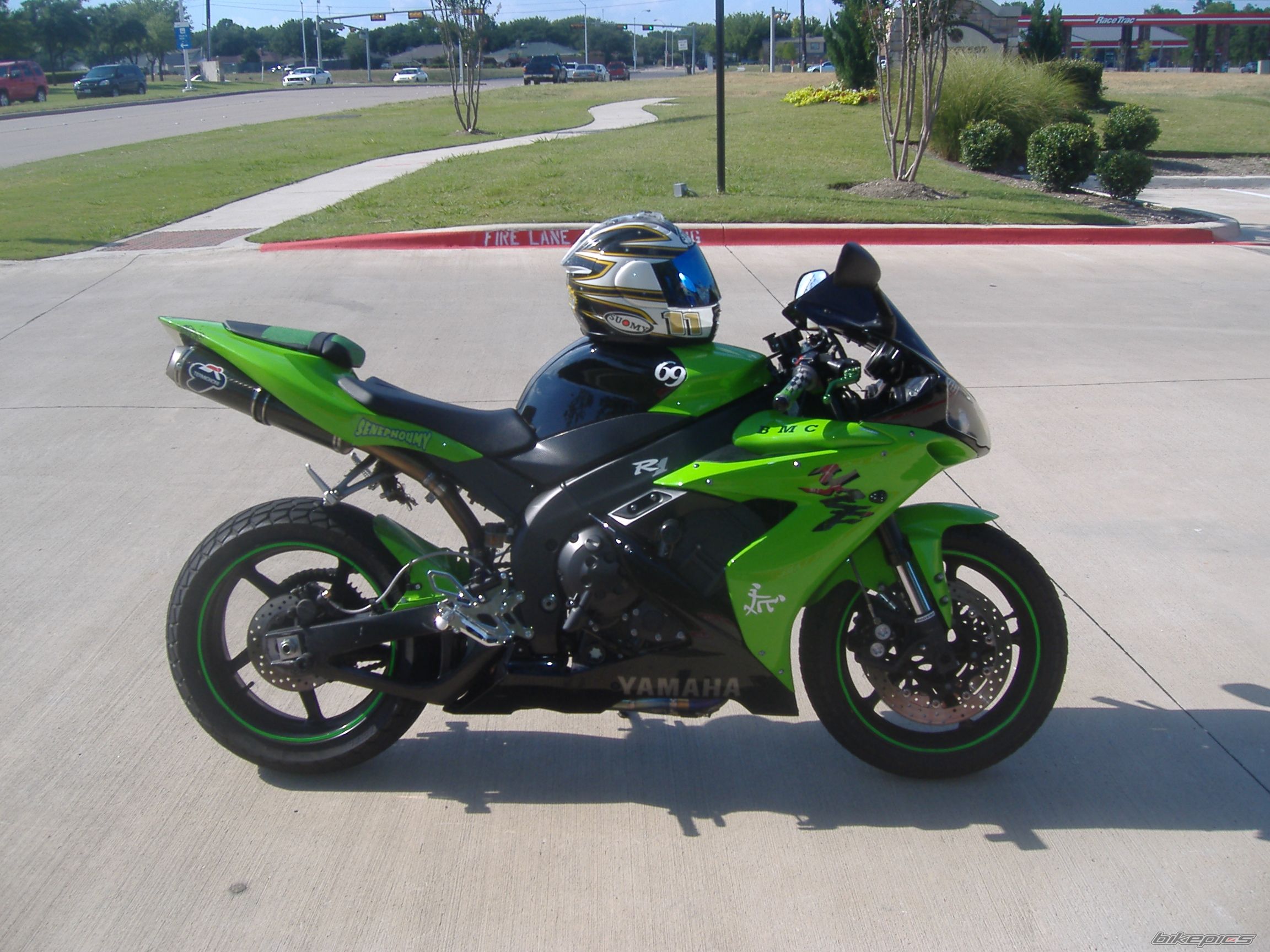 Photo 1472432