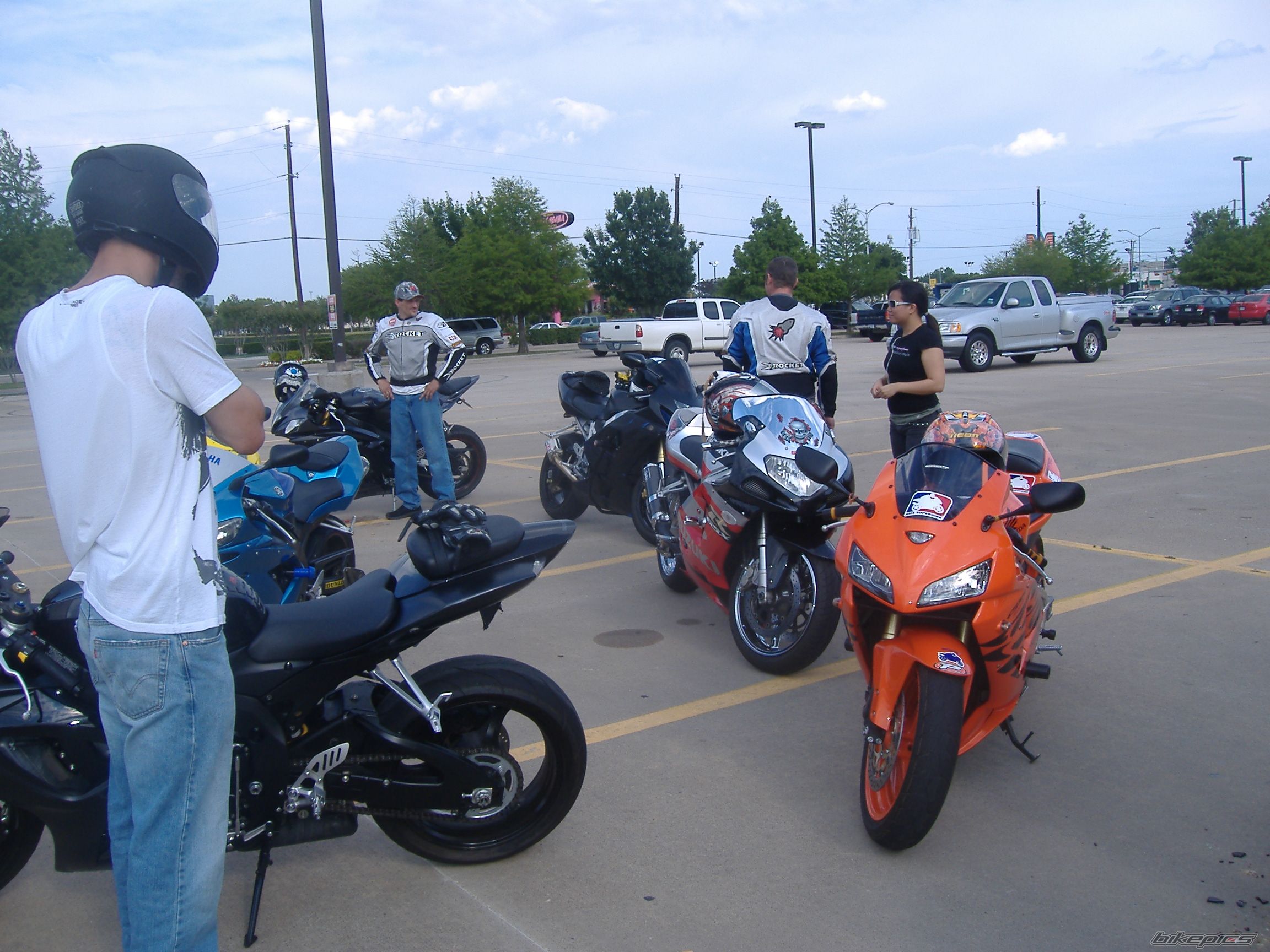 Photo 1472448