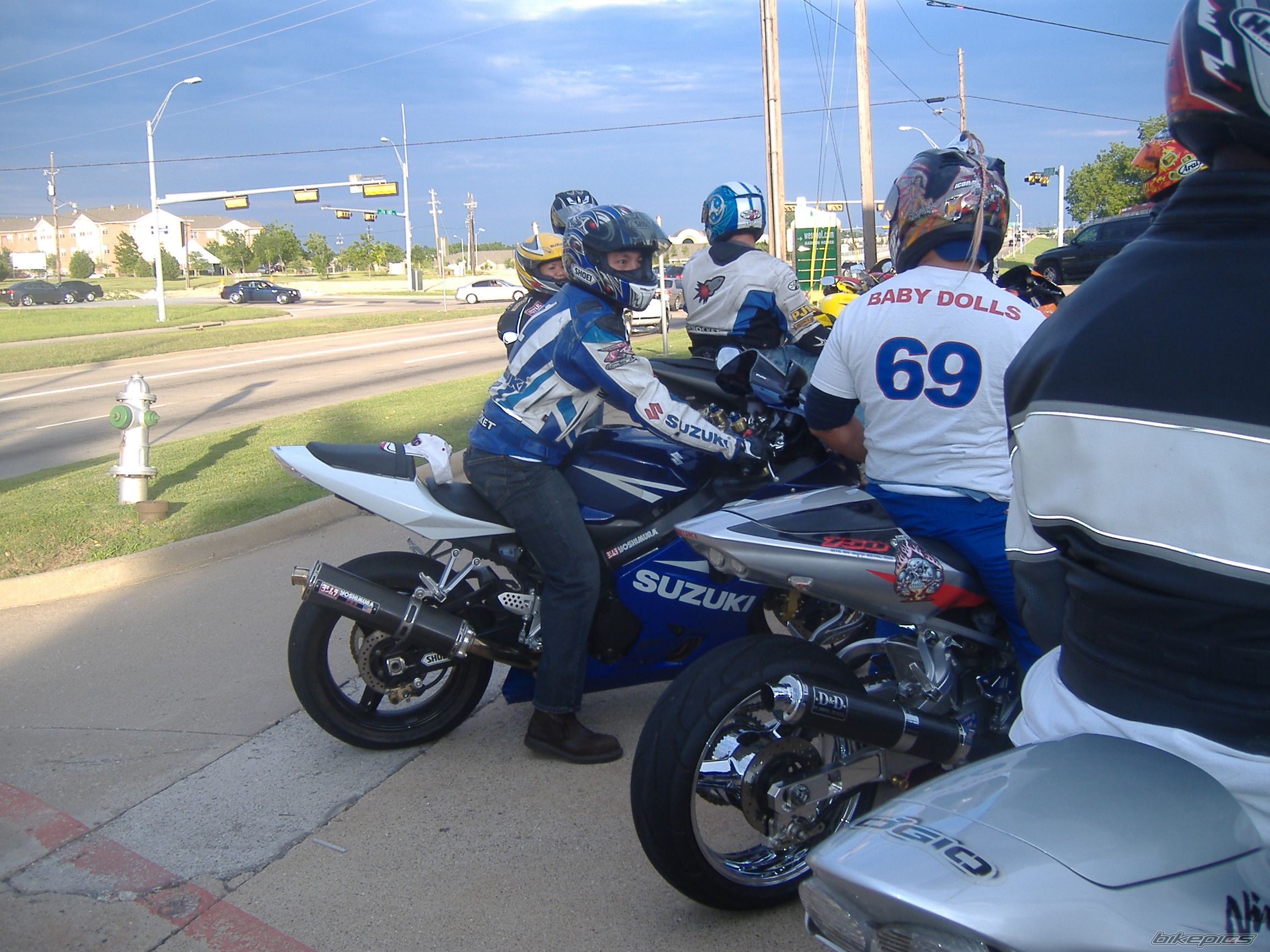 Photo 1472451