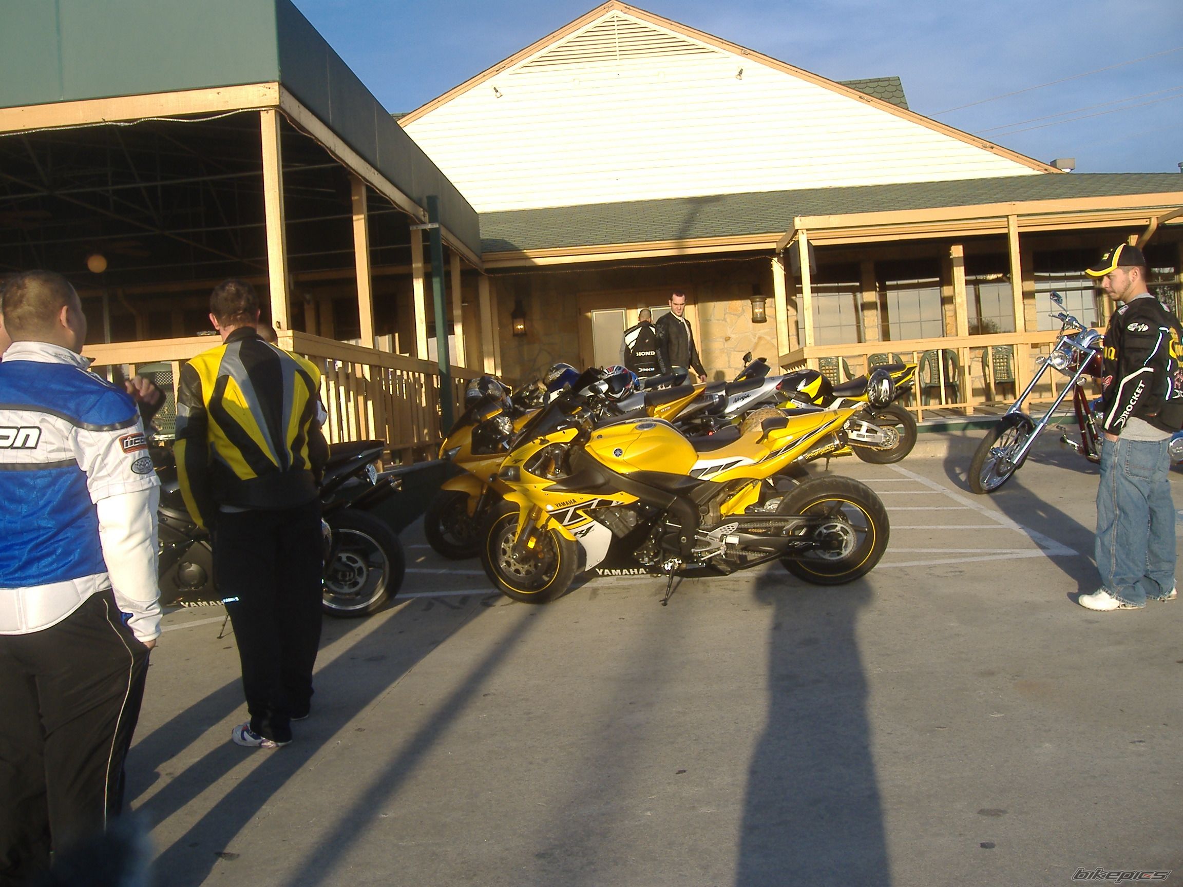 Photo 1472470