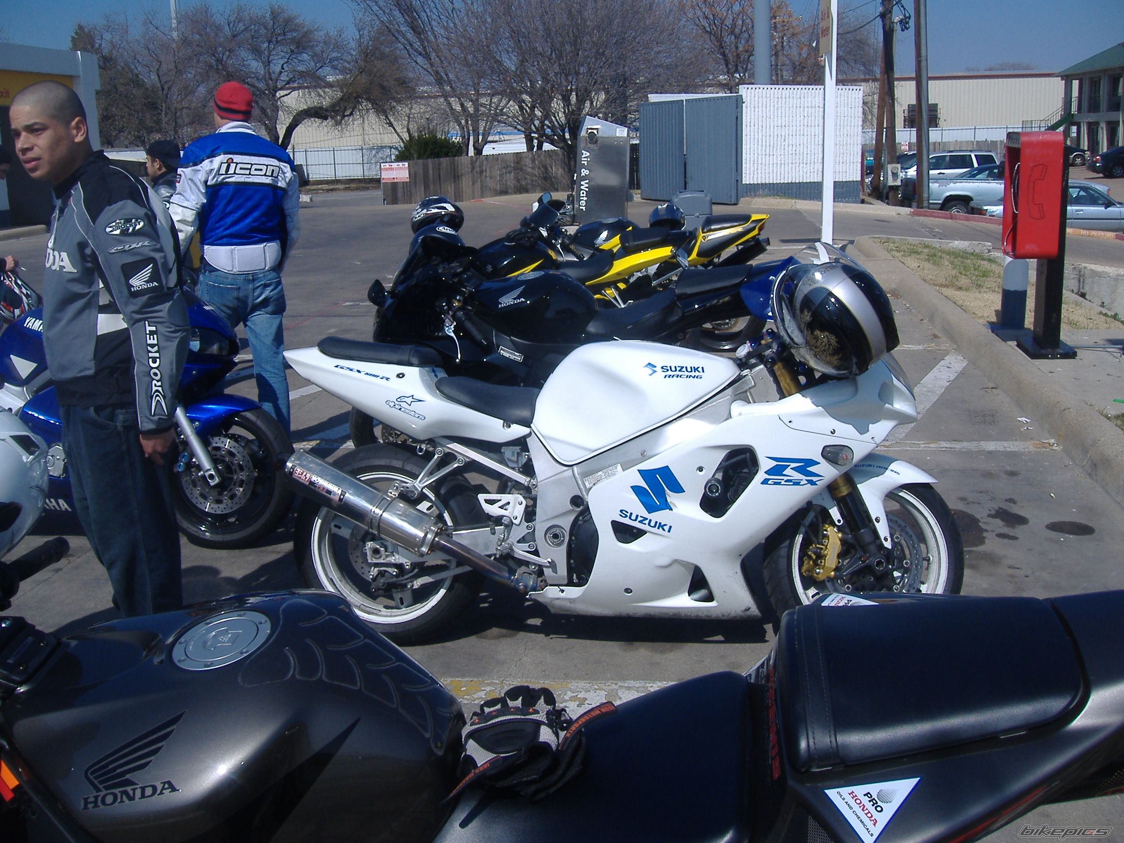 Photo 1472486