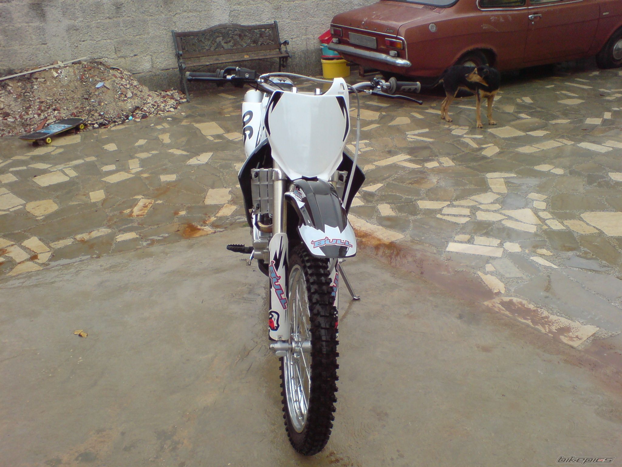 Photo 1472506