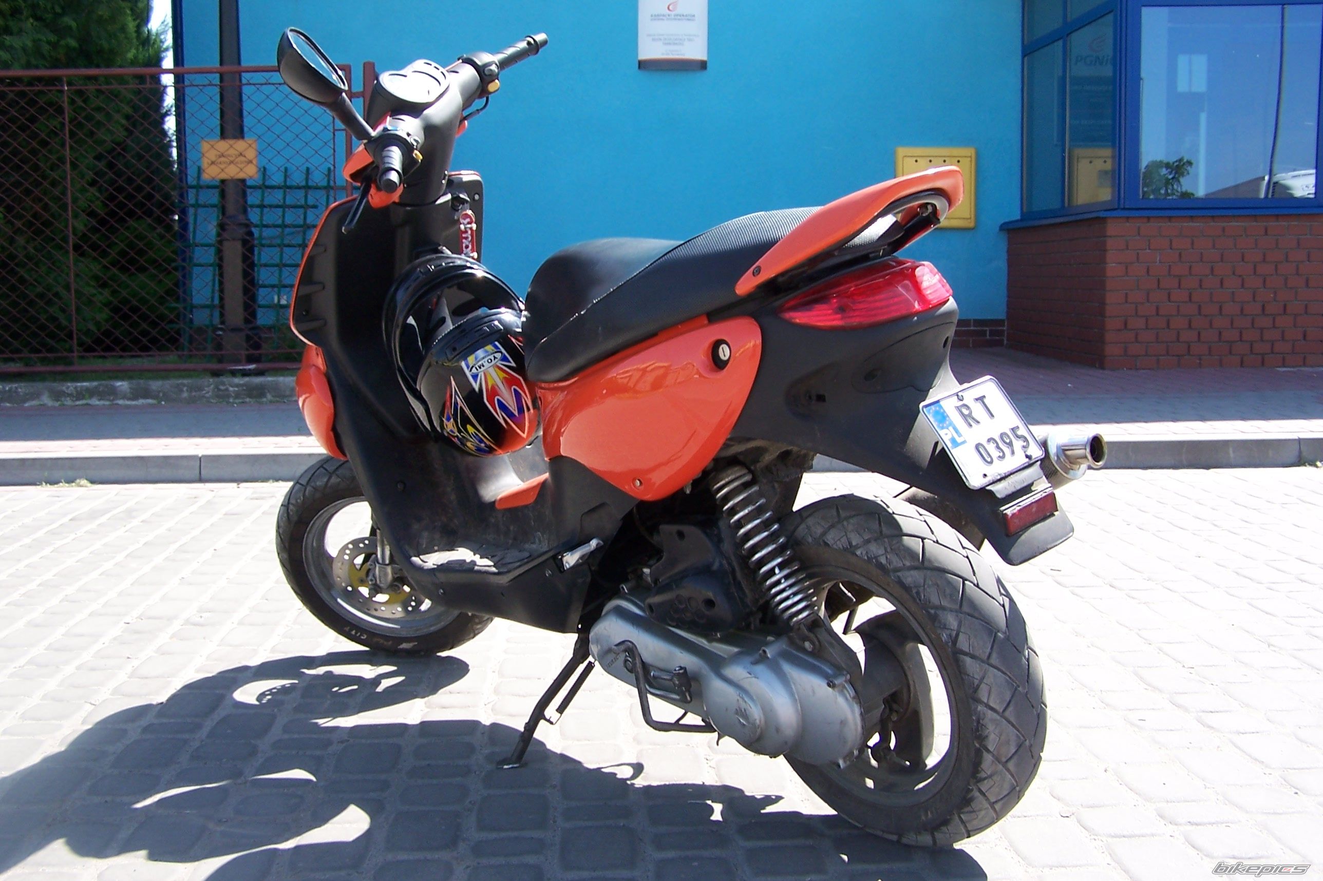 Photo 1472577