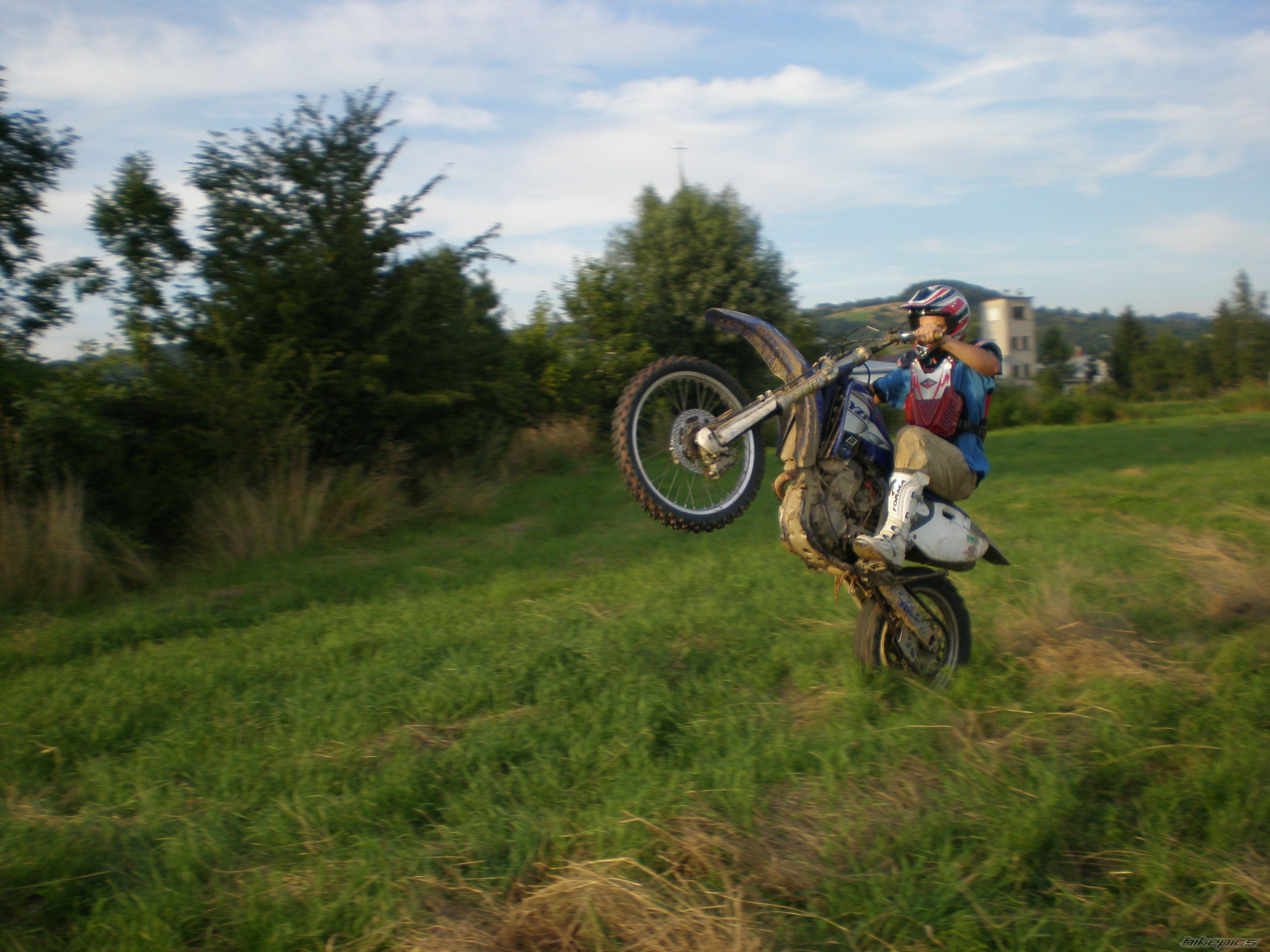 Photo 1472656