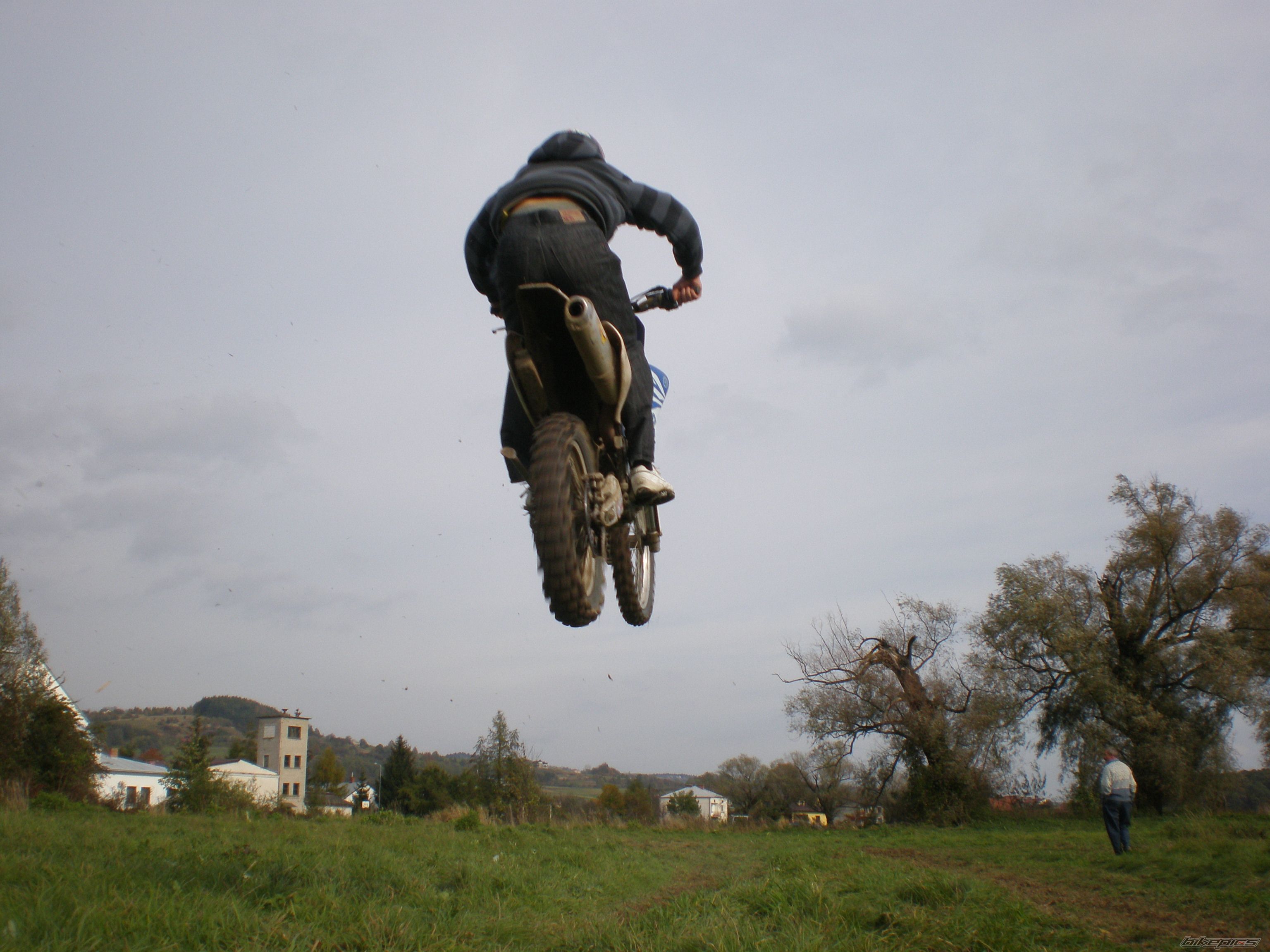 Bike Photo 1472679