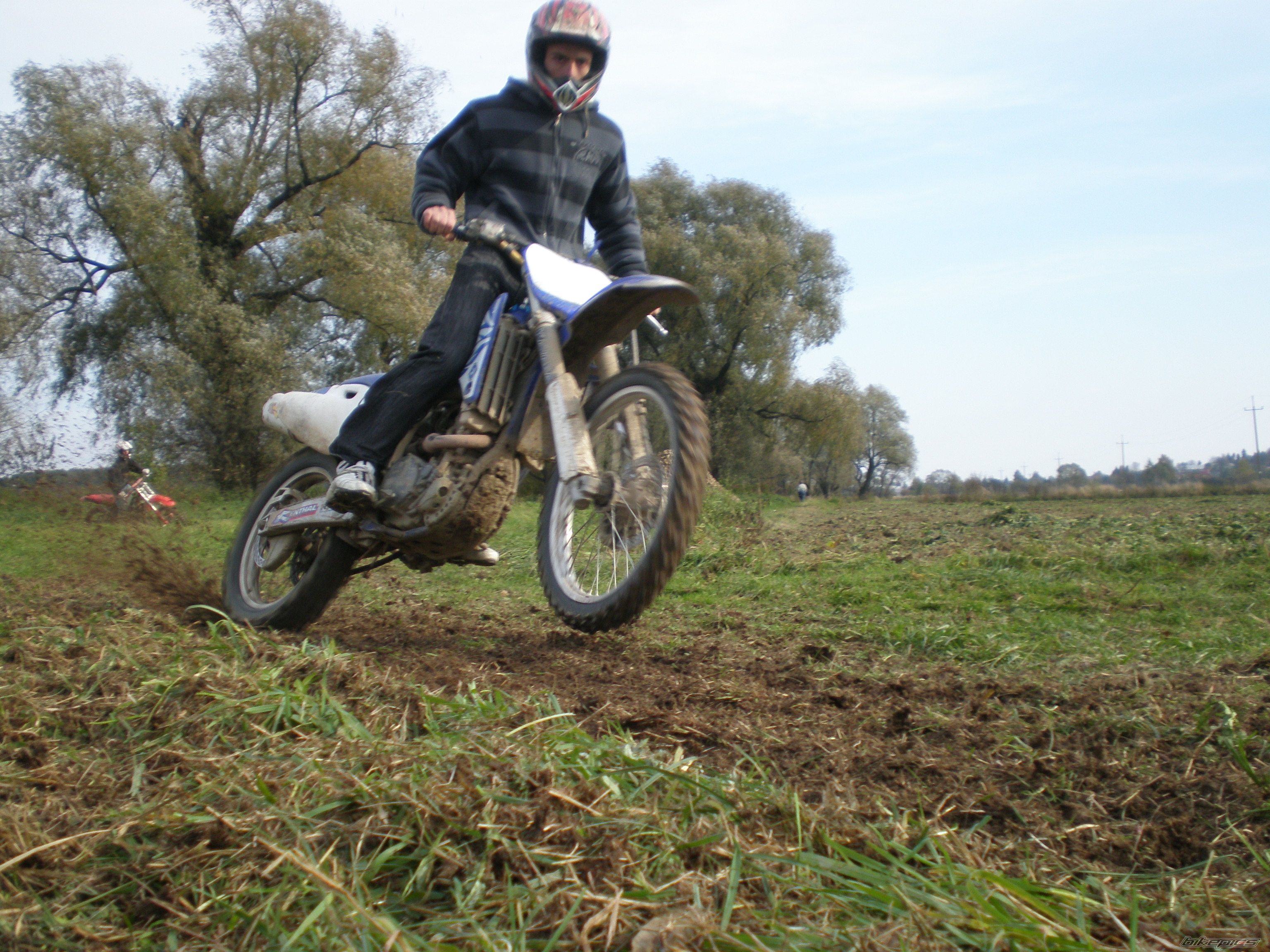 Photo 1472694