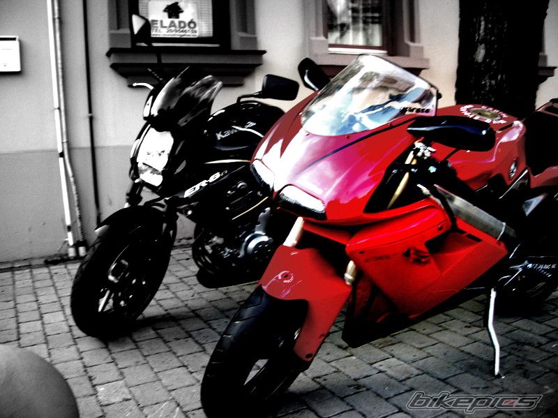 Photo 1472758
