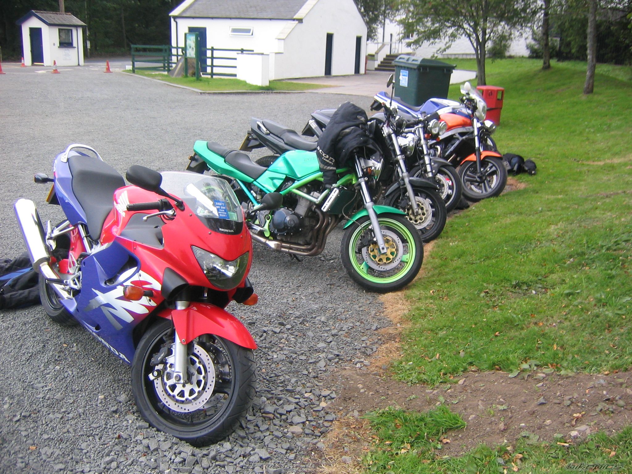 Photo 1472850