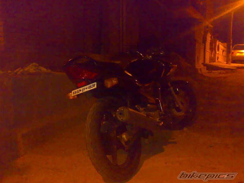 Photo 1472878
