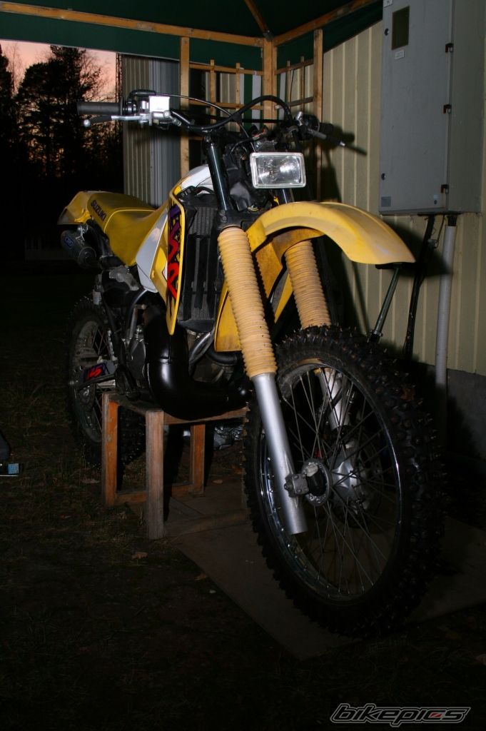 Photo 1472930