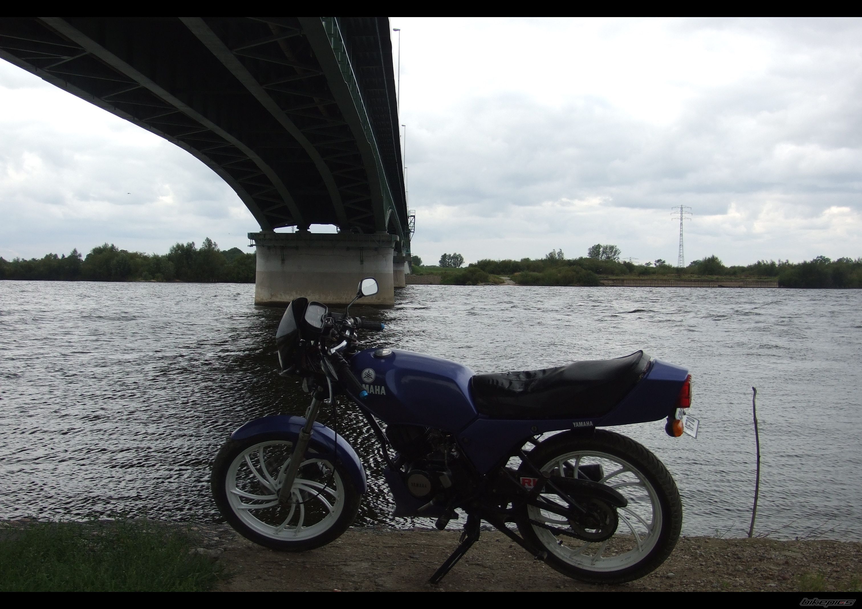 Photo 1472982