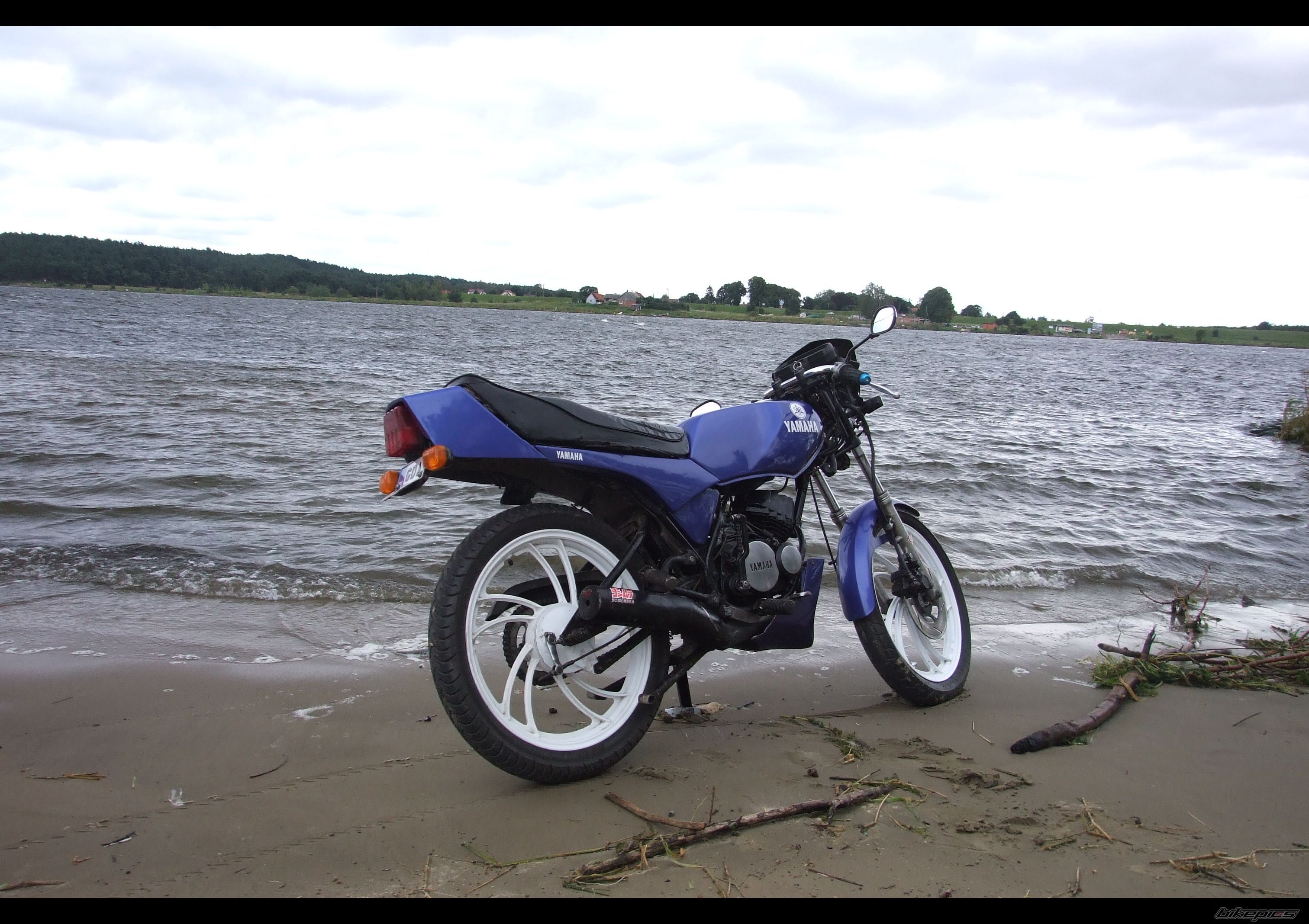 Photo 1472987