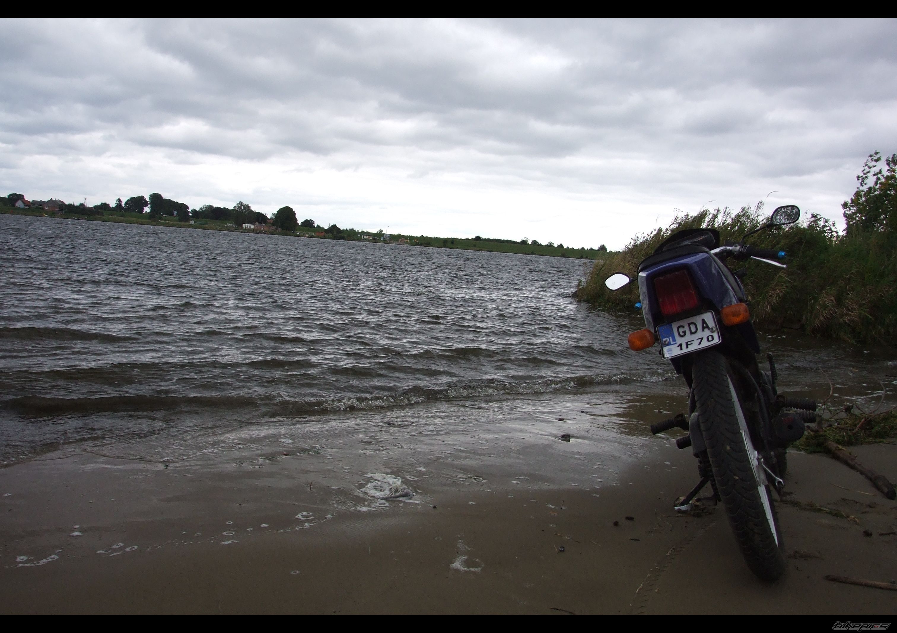 Photo 1472991