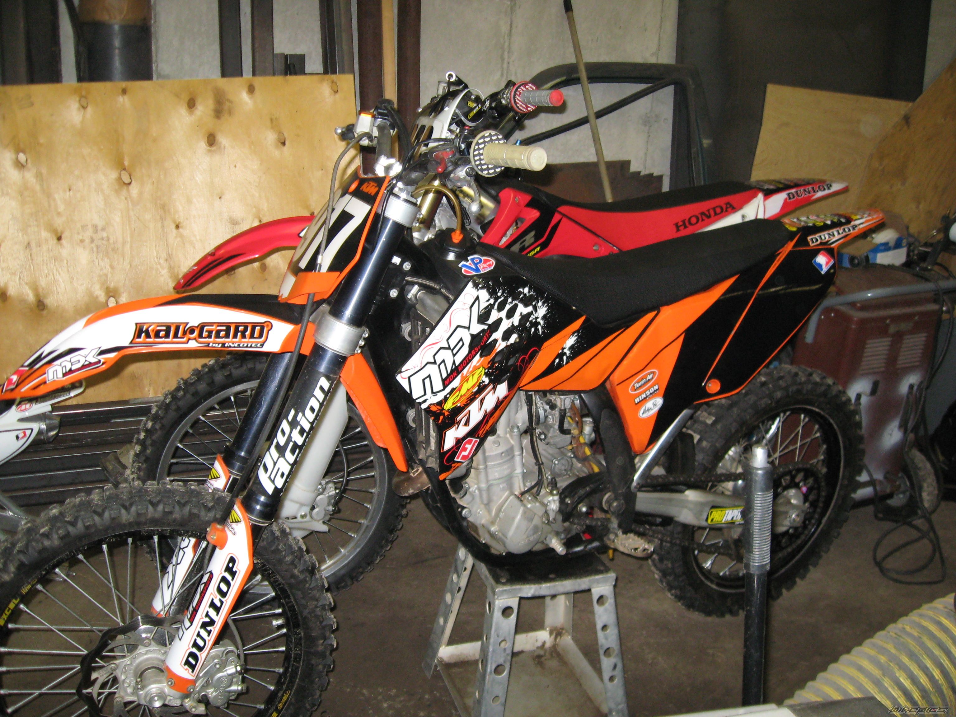 Photo 1473212