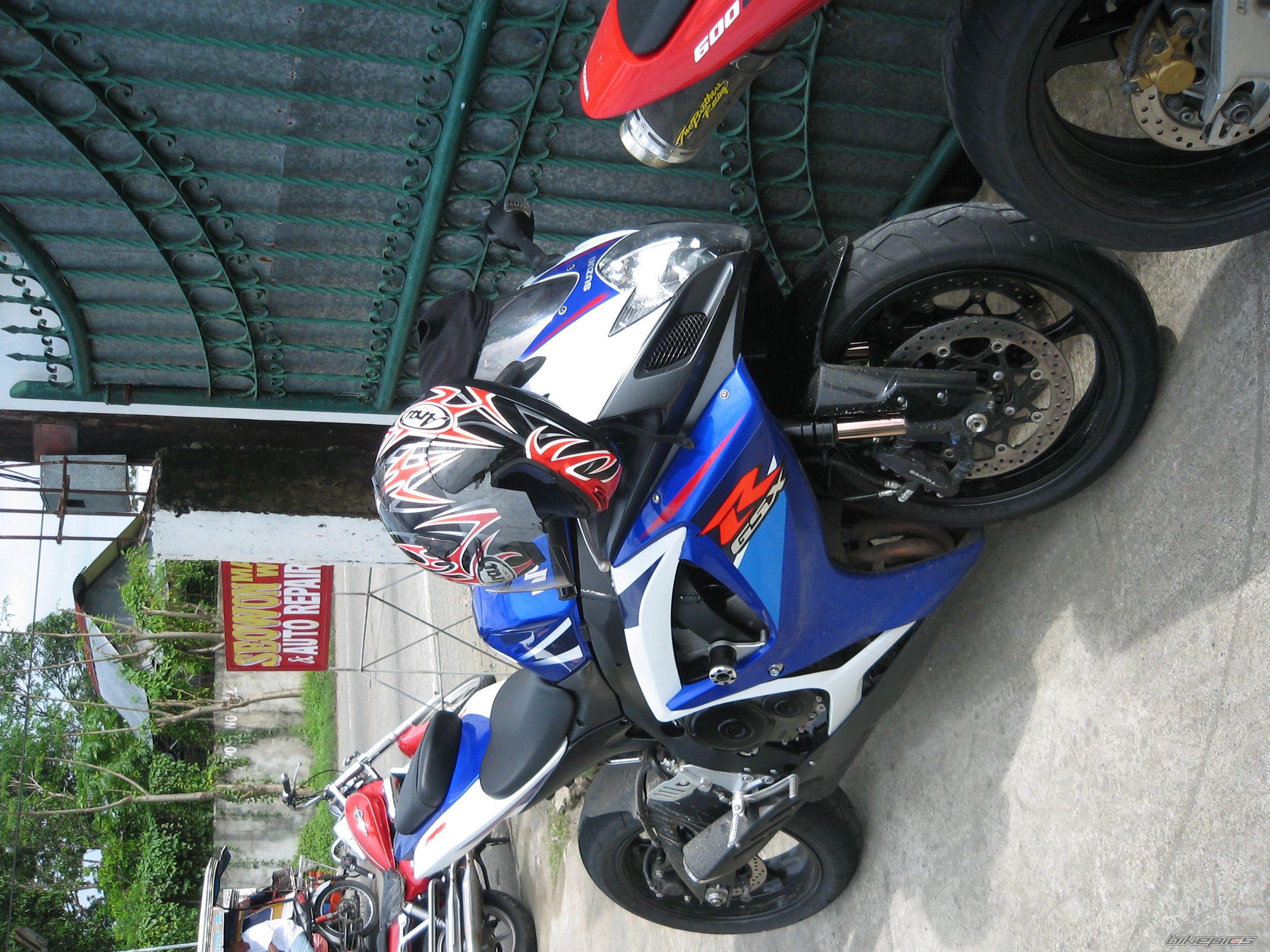 Photo 1473606