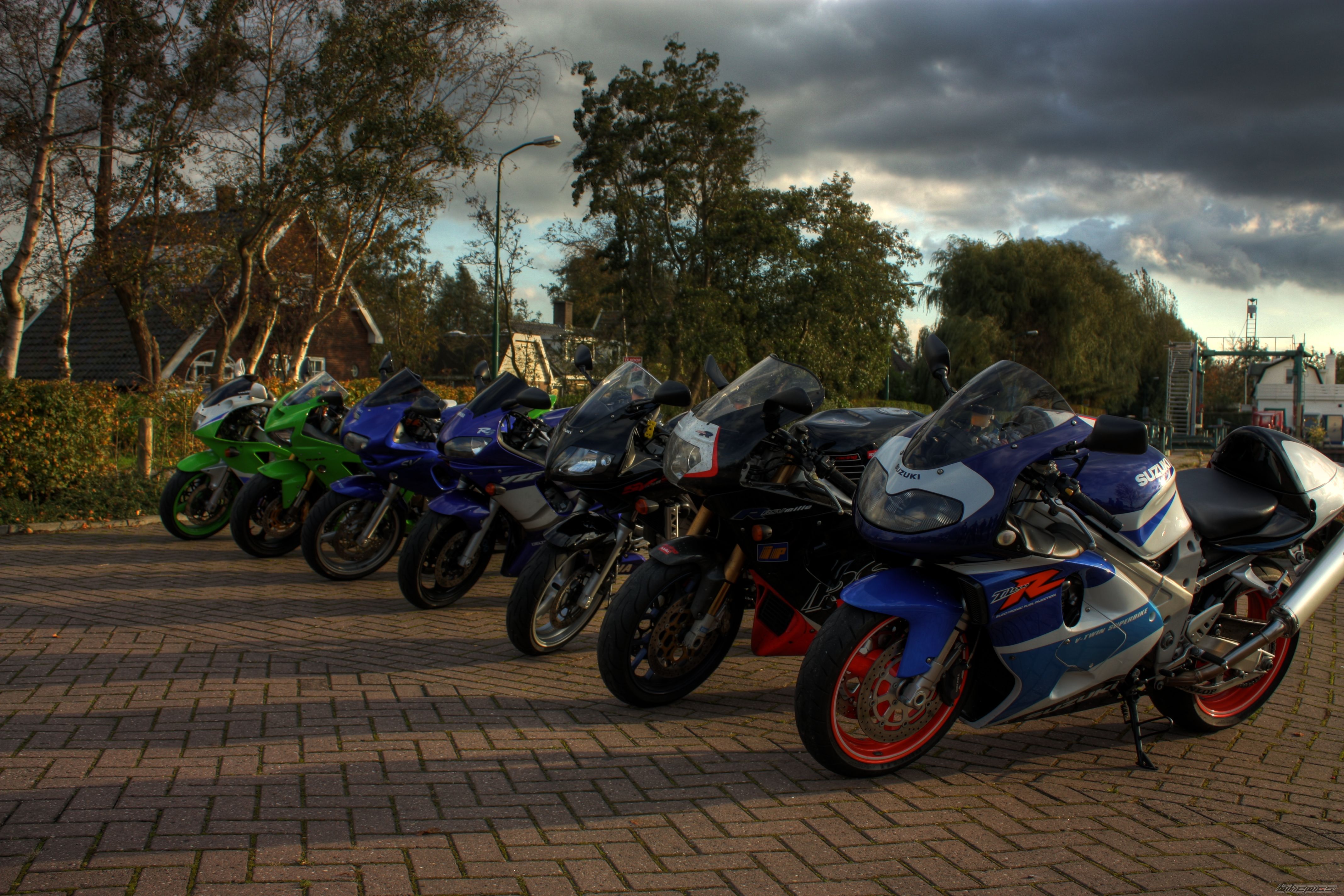 Bike Photo 1474112