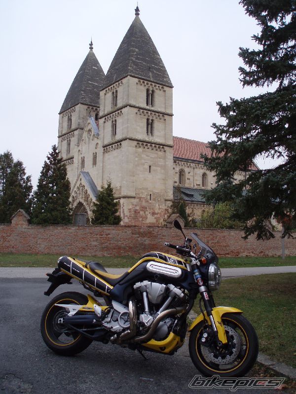 Photo 1474157