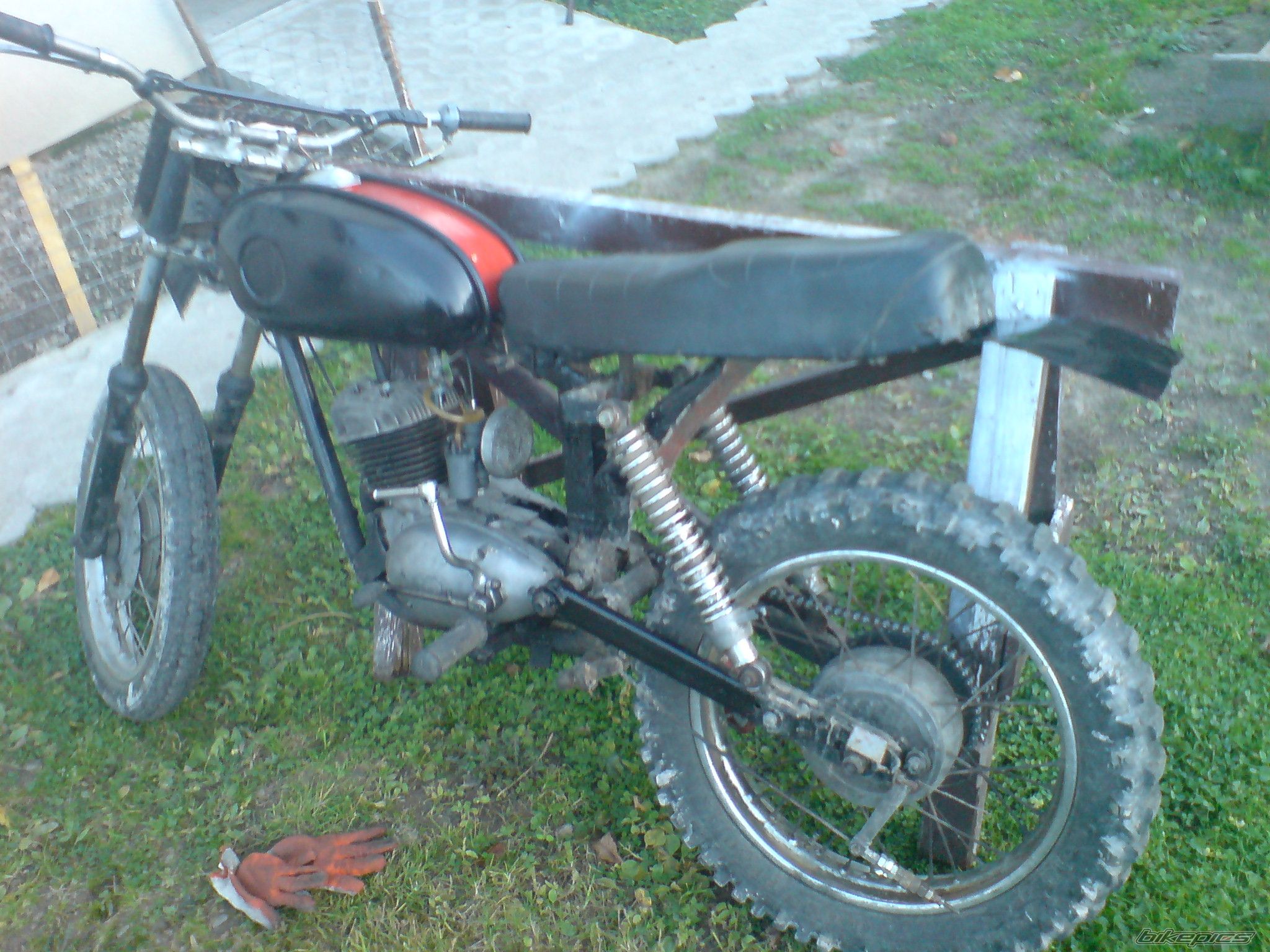 Photo 1474736