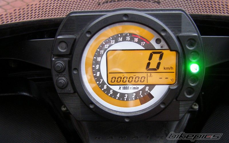 Photo 1474879