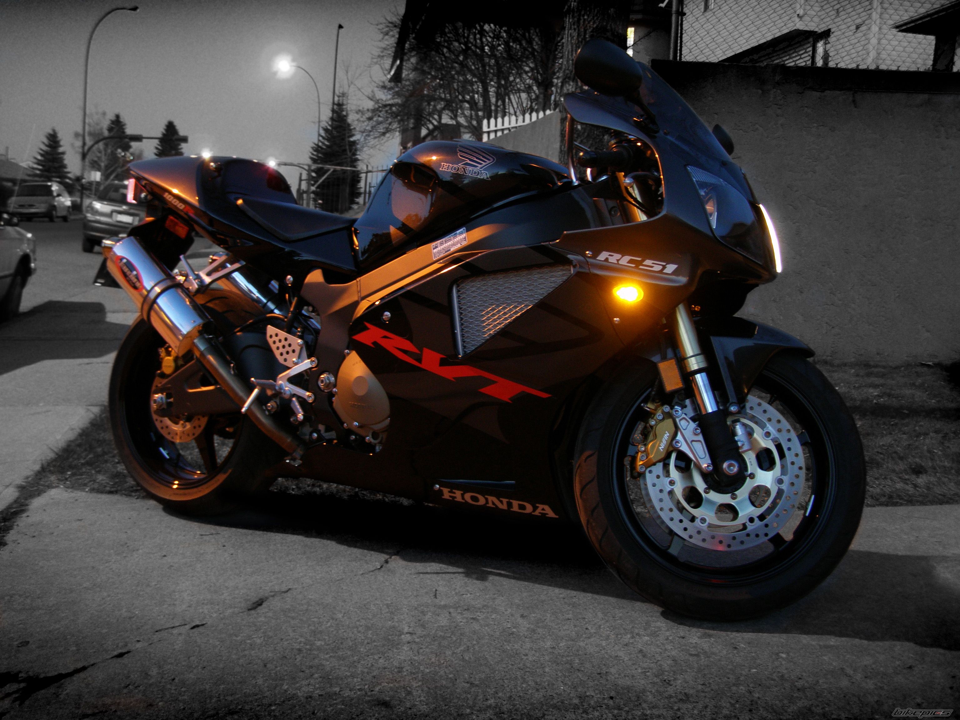 Photo 1474894