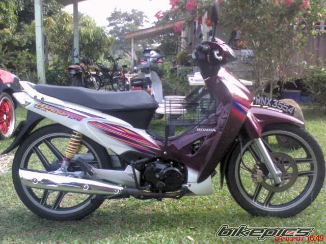Photo 1475174