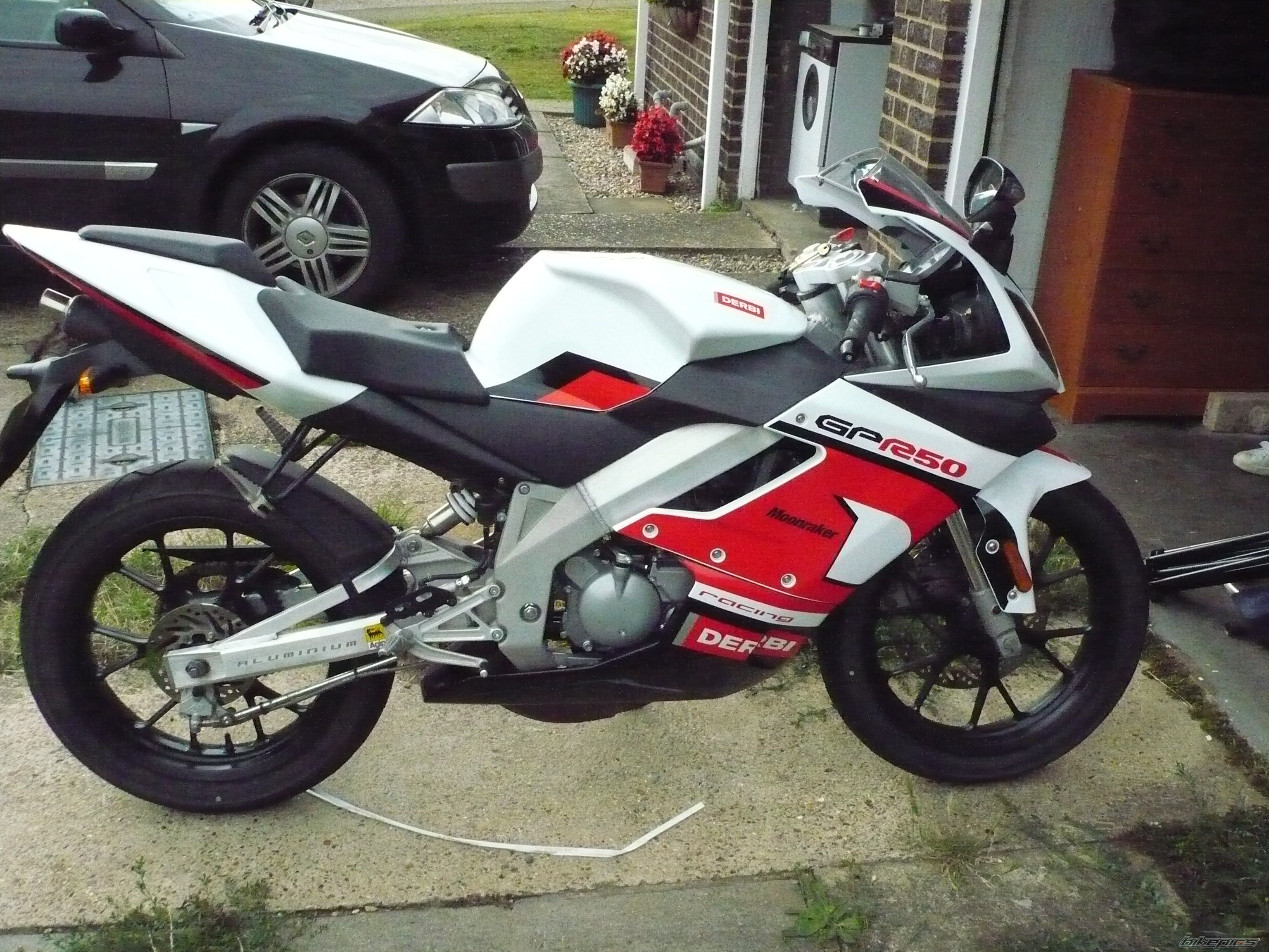 Photo 1475246