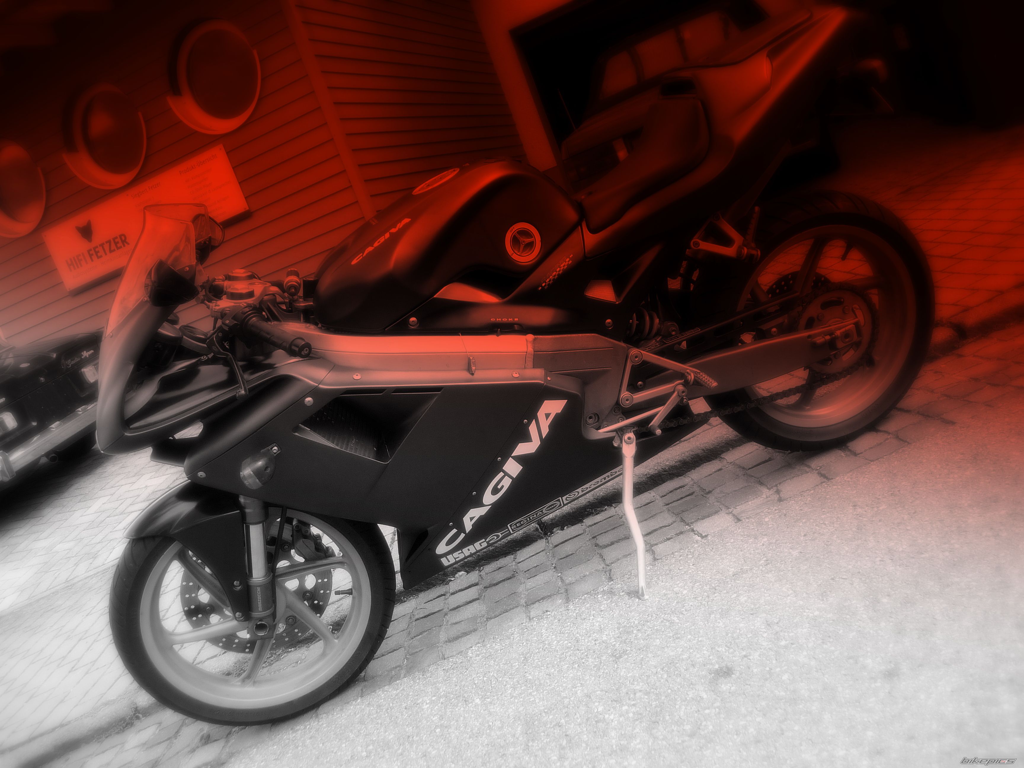 Bike Photo 1475449
