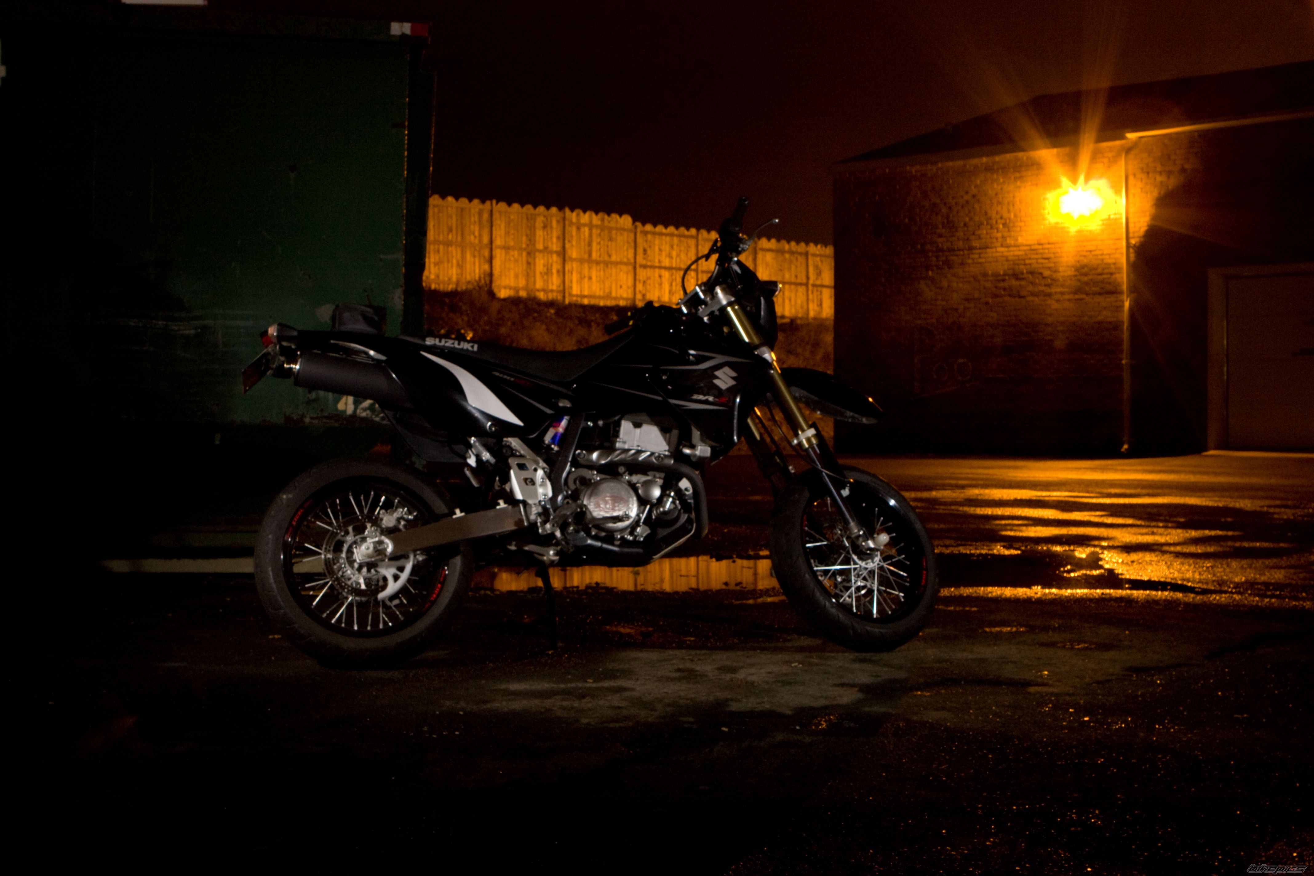 Photo 1475585