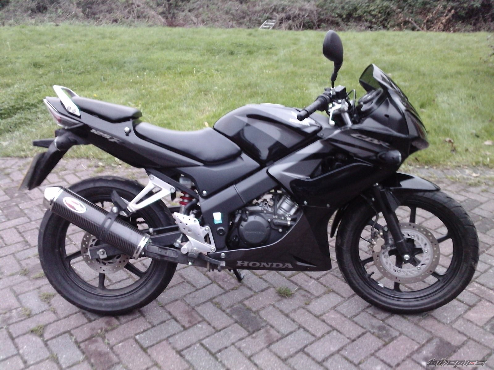 Photo 1475704