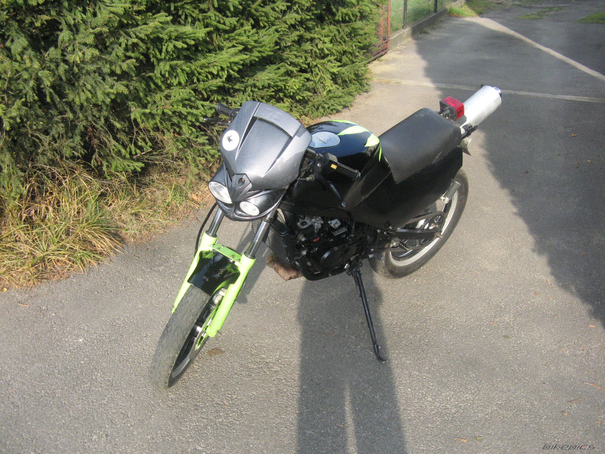 Photo 1475799