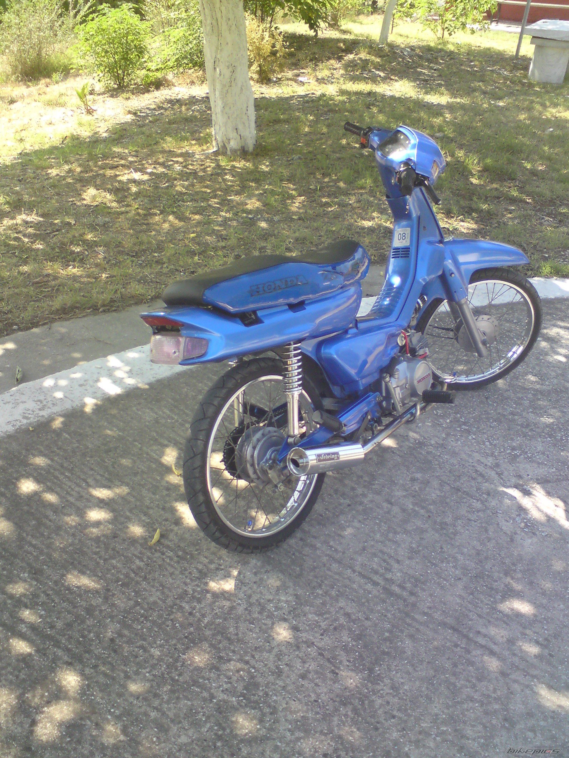 Photo 1475870