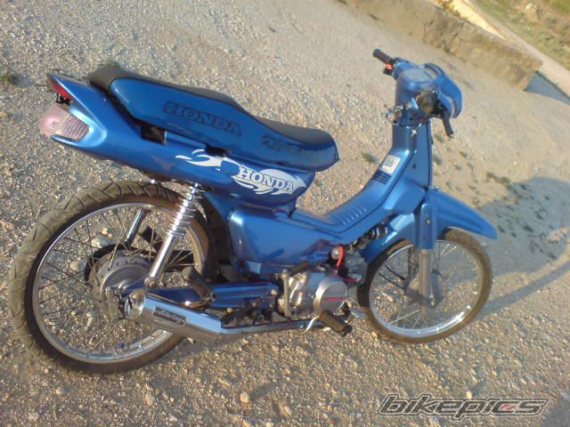 Photo 1475892
