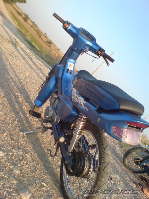 Photo 1475893