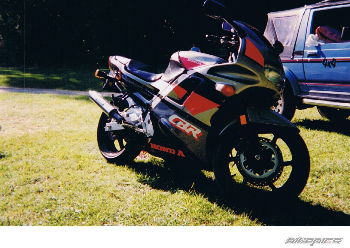 Photo 1475911