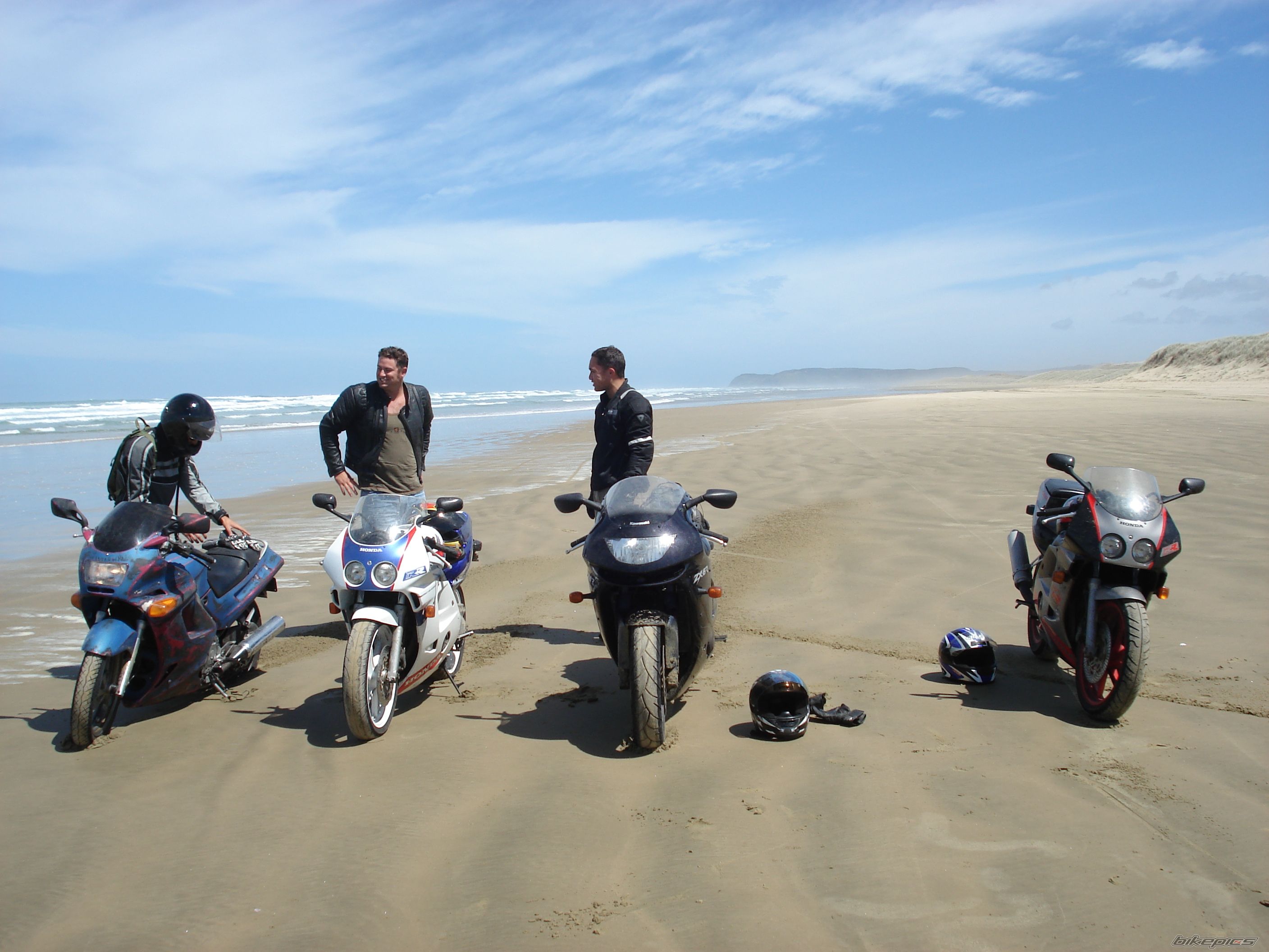 Photo 1475972