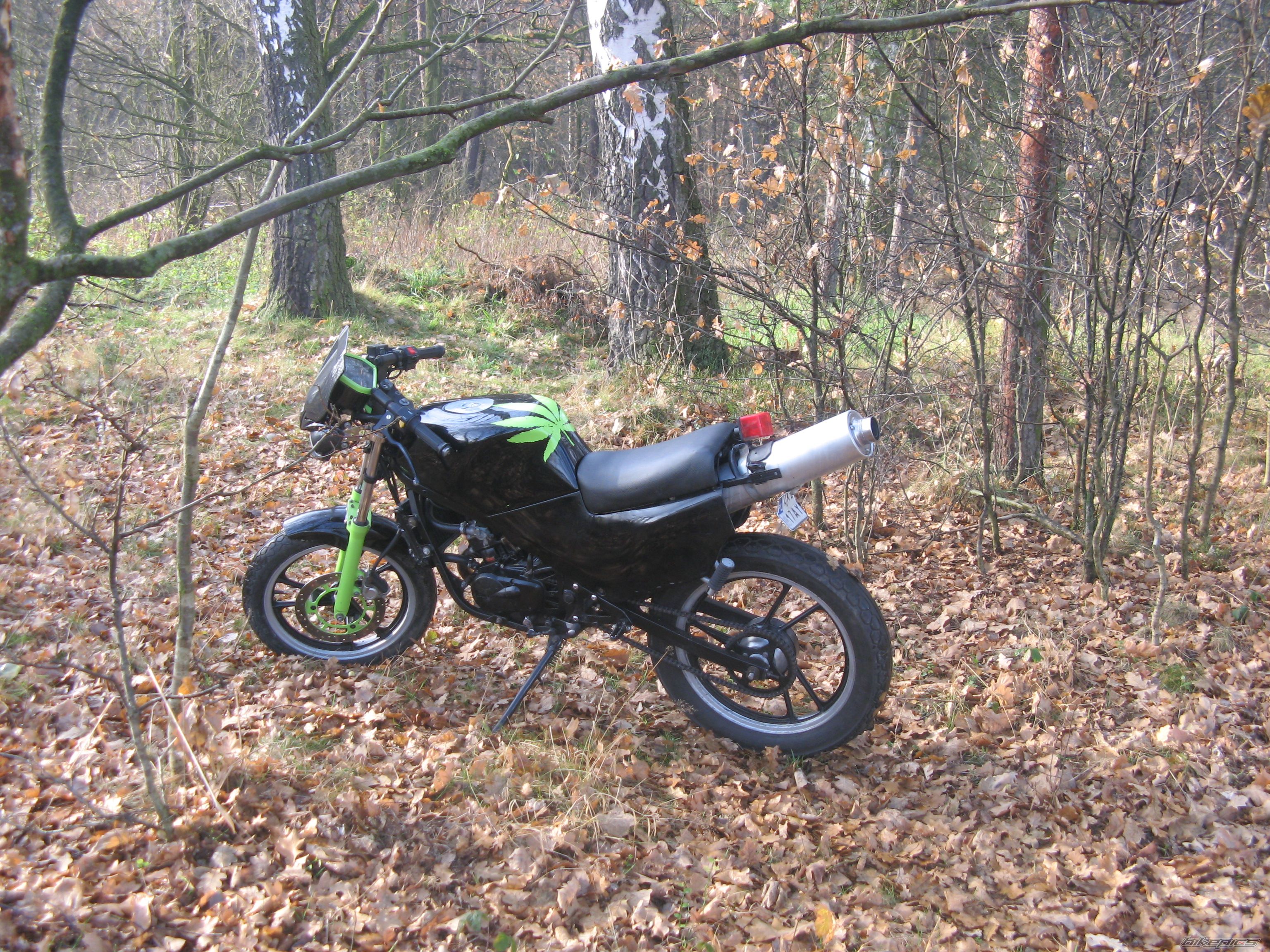 Photo 1476191