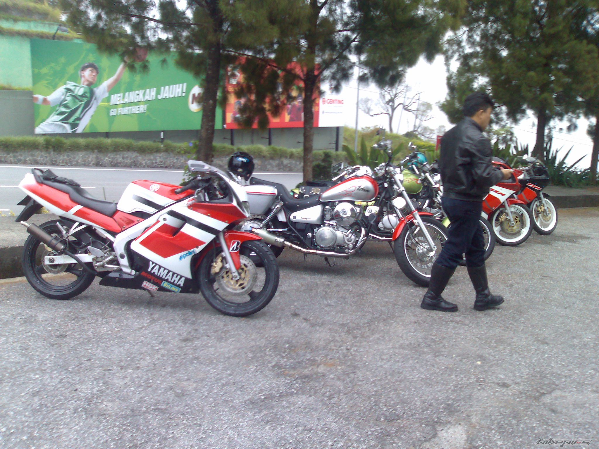 Photo 1476269