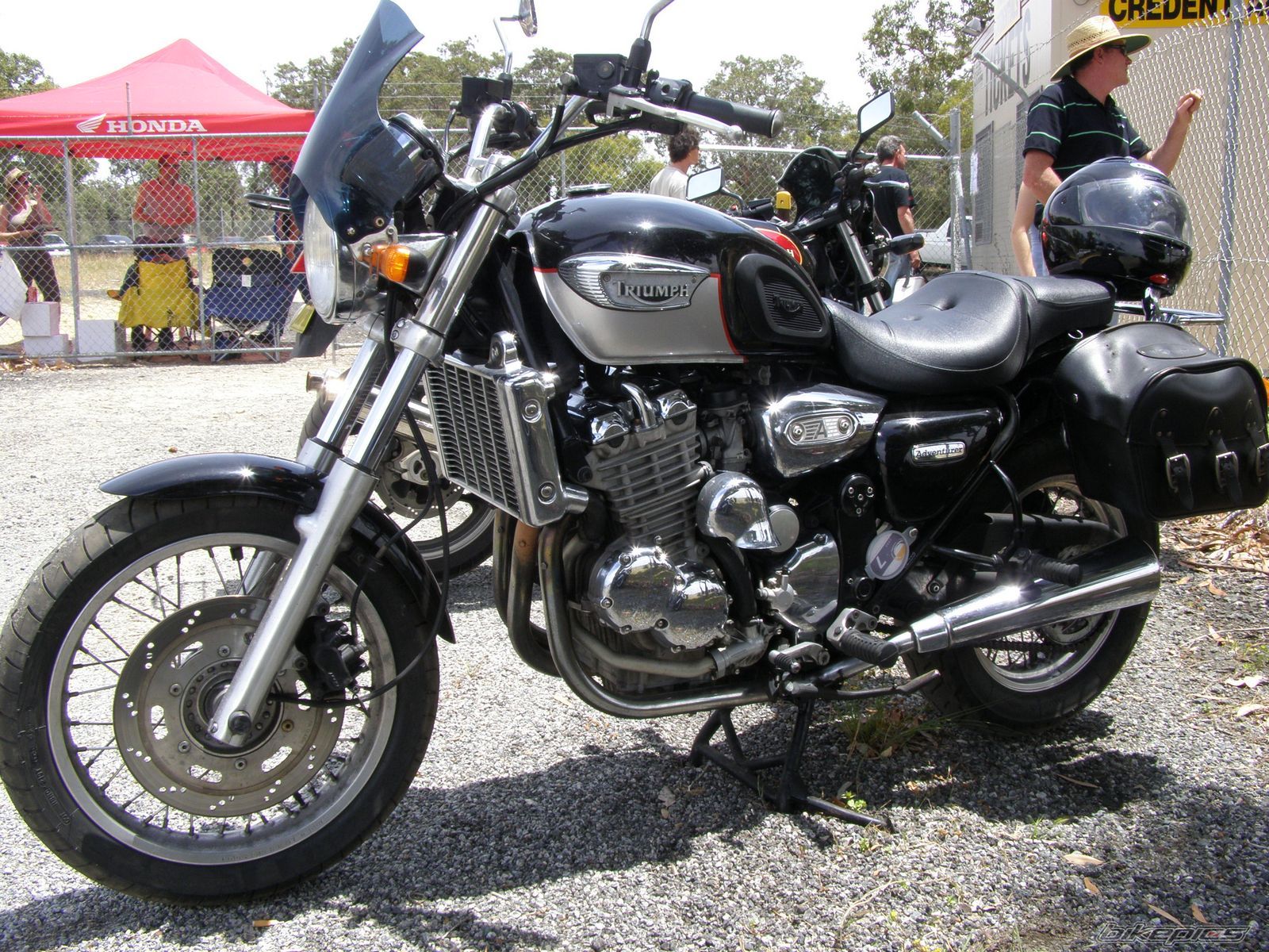 Photo 1476273