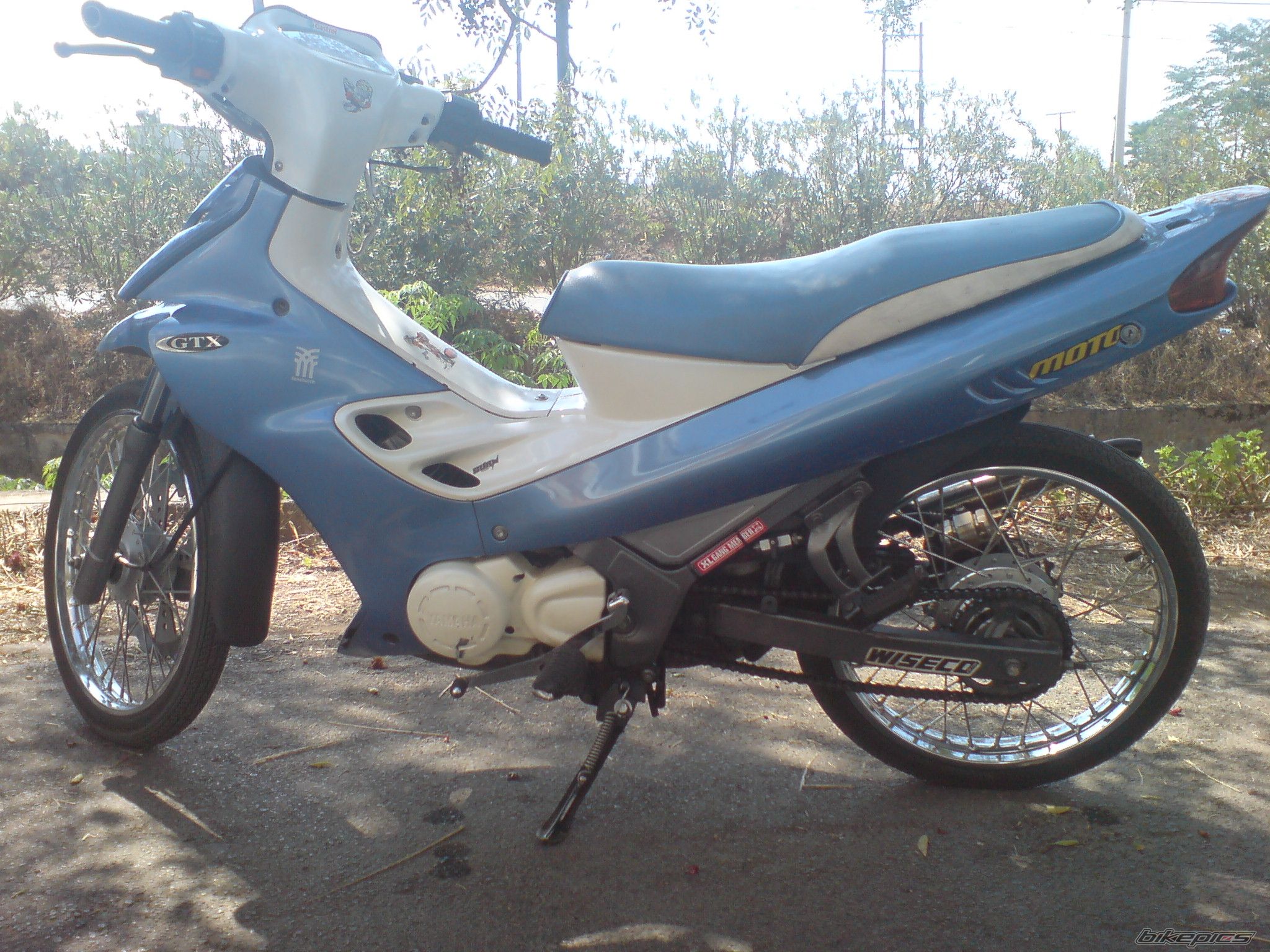 Photo 1476302
