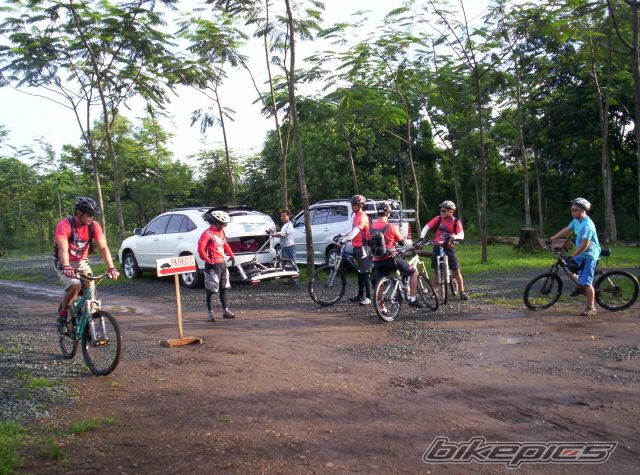 Photo 1476623