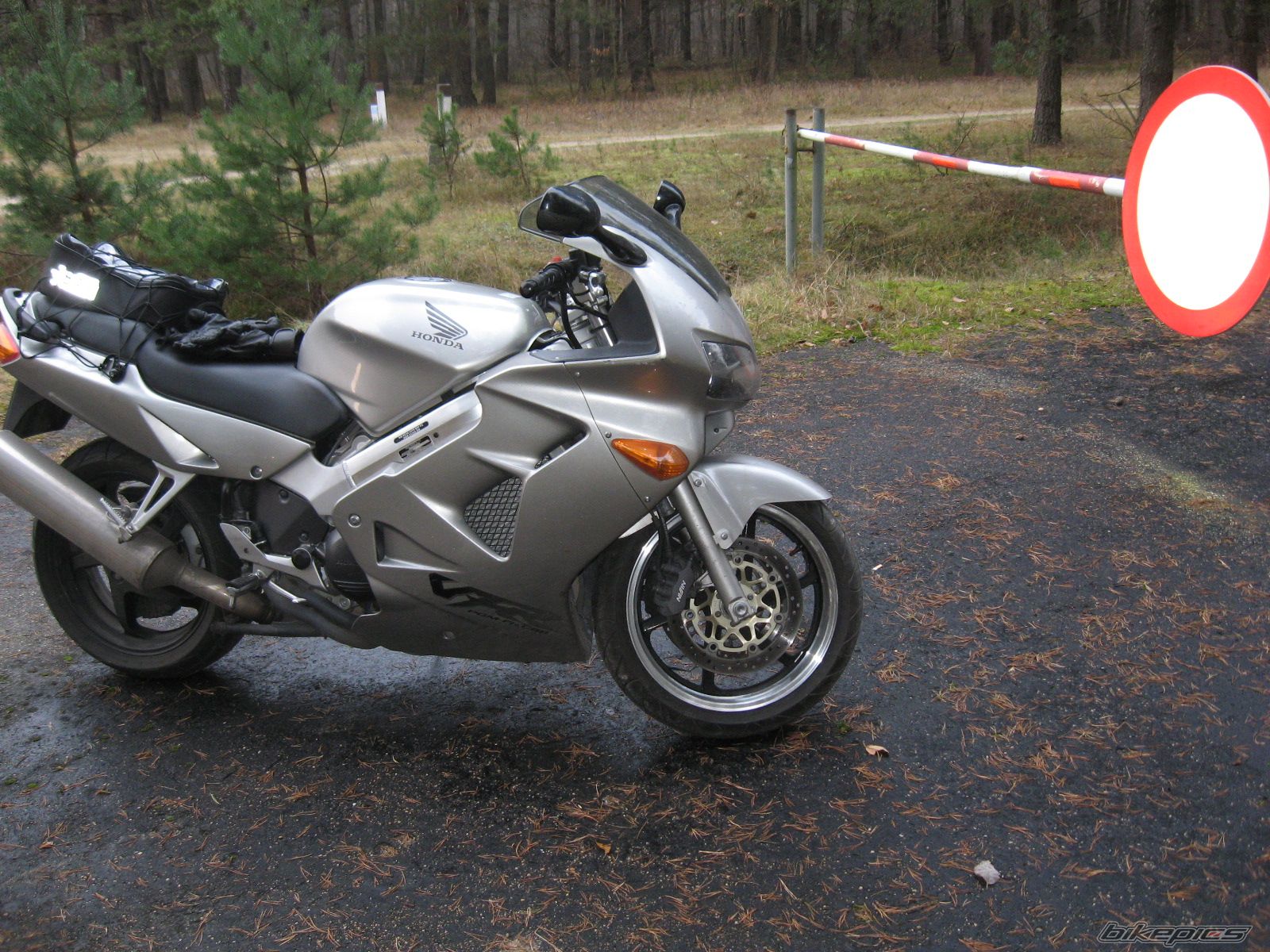 Photo 1476682