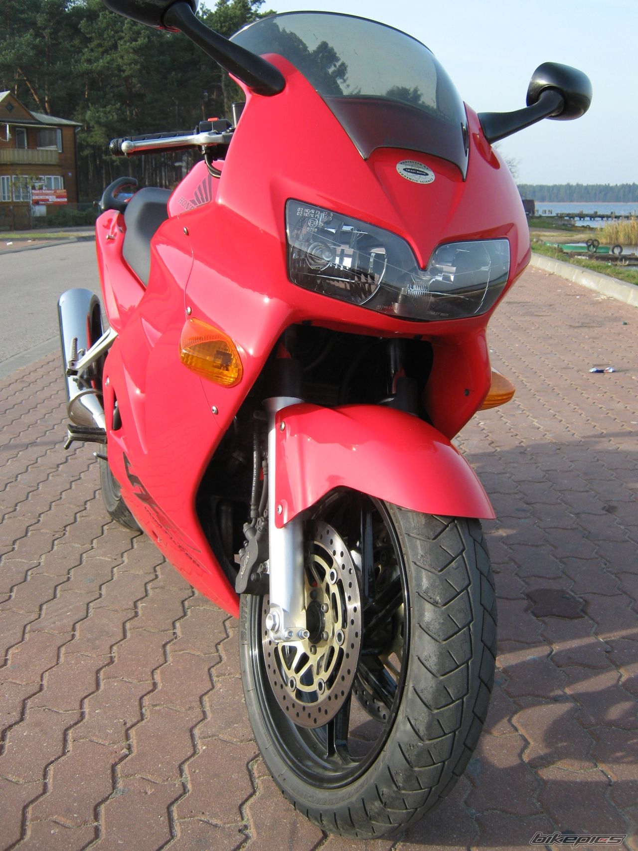 Photo 1476792