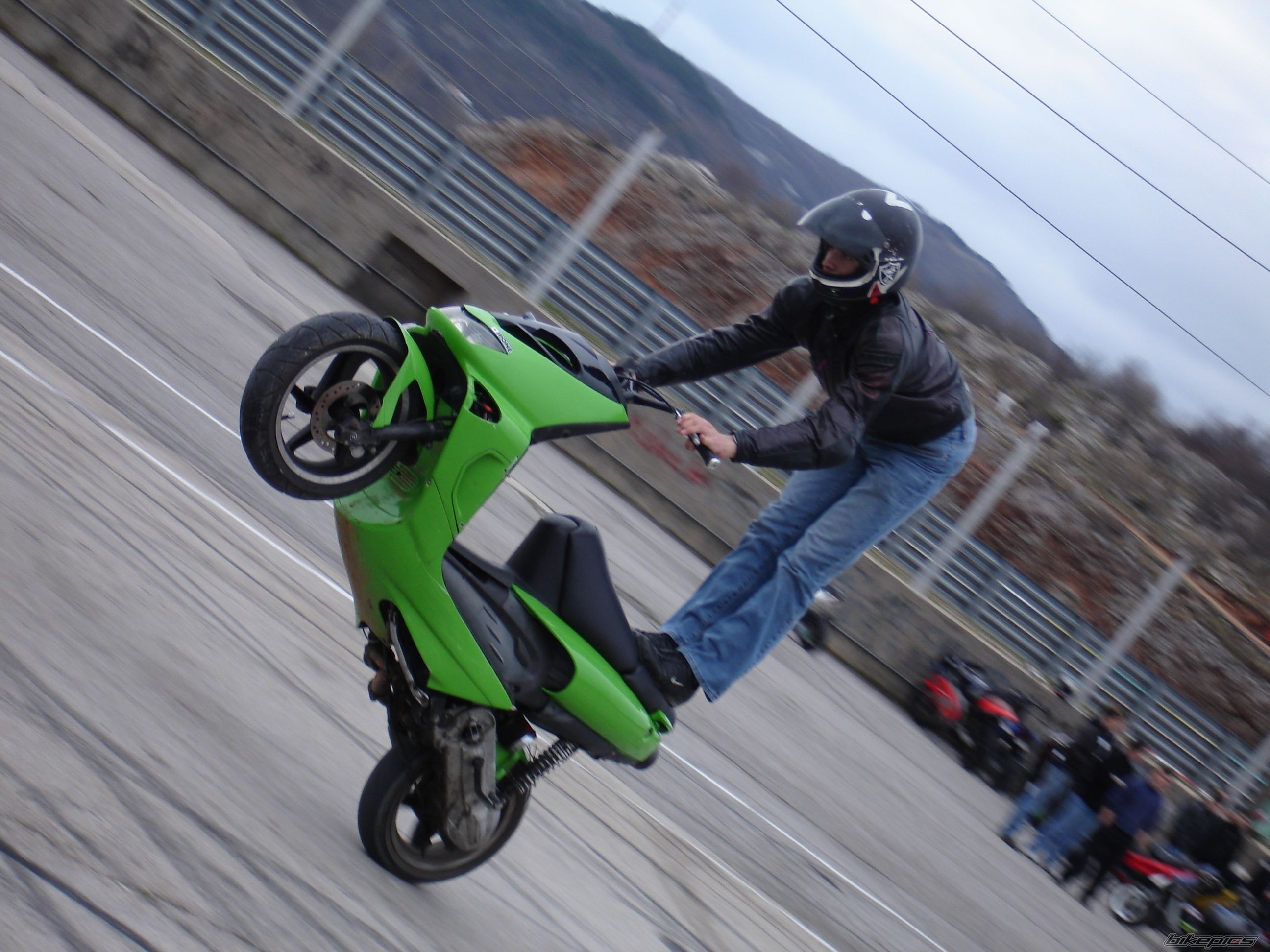 Photo 1476812