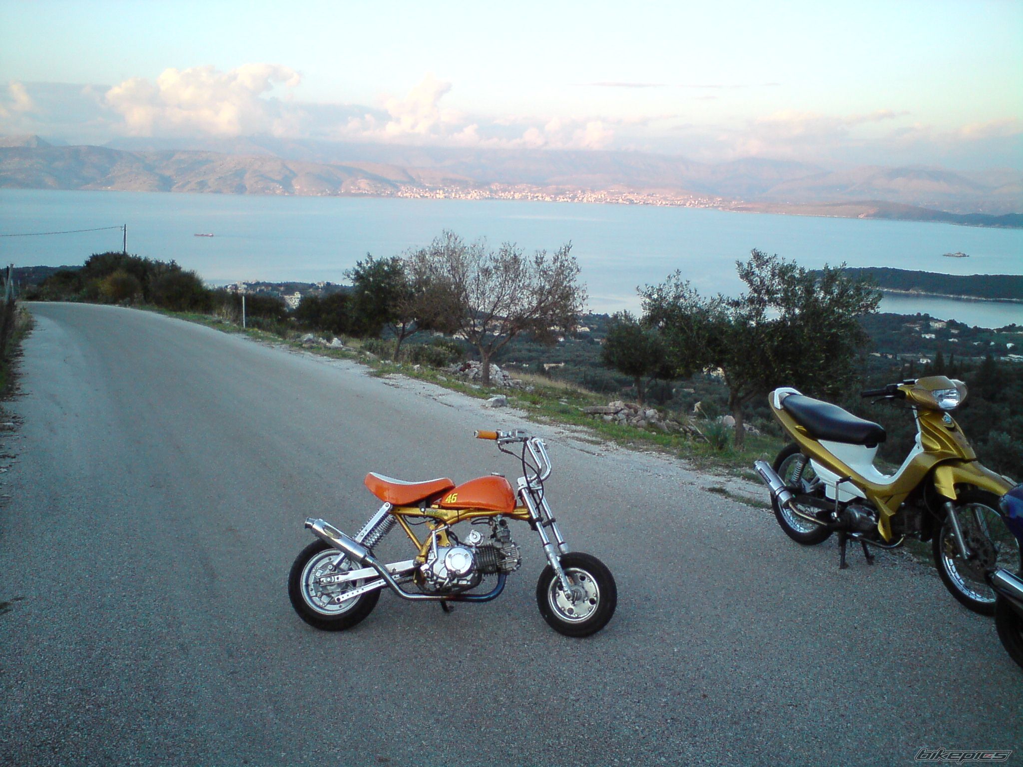 Photo 1476823